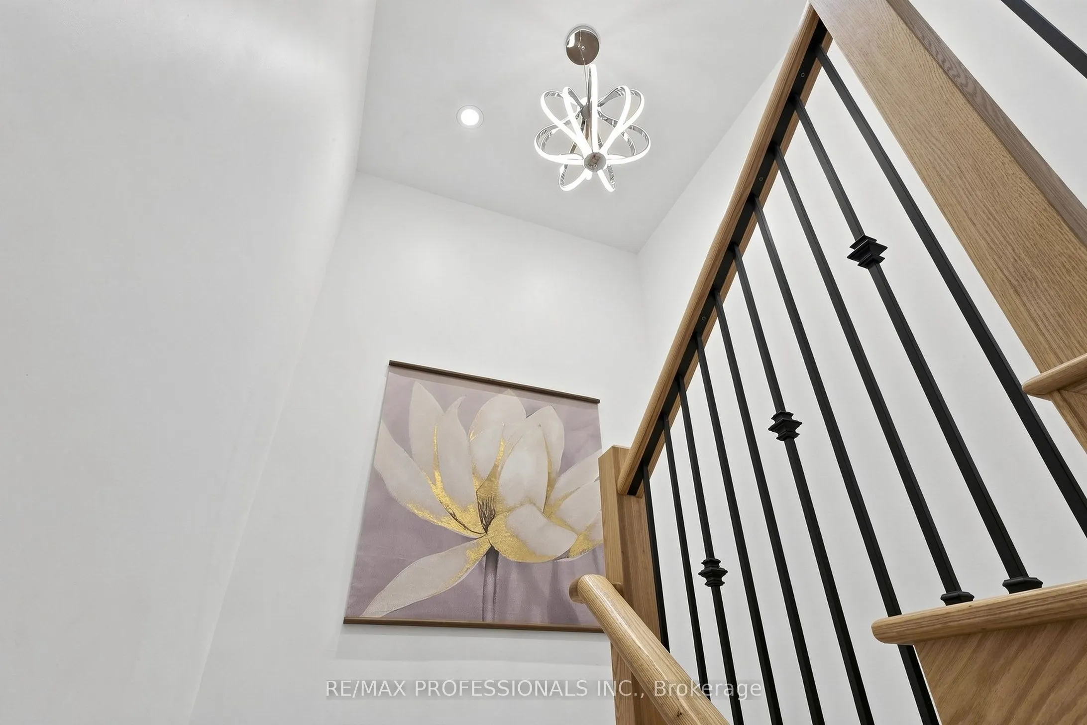 1450 Davis Loop