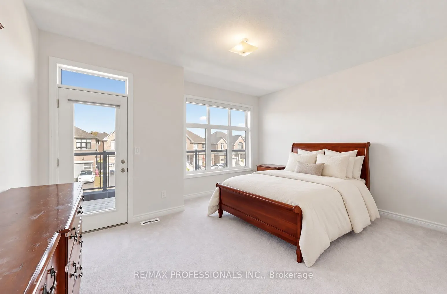 1450 Davis Loop