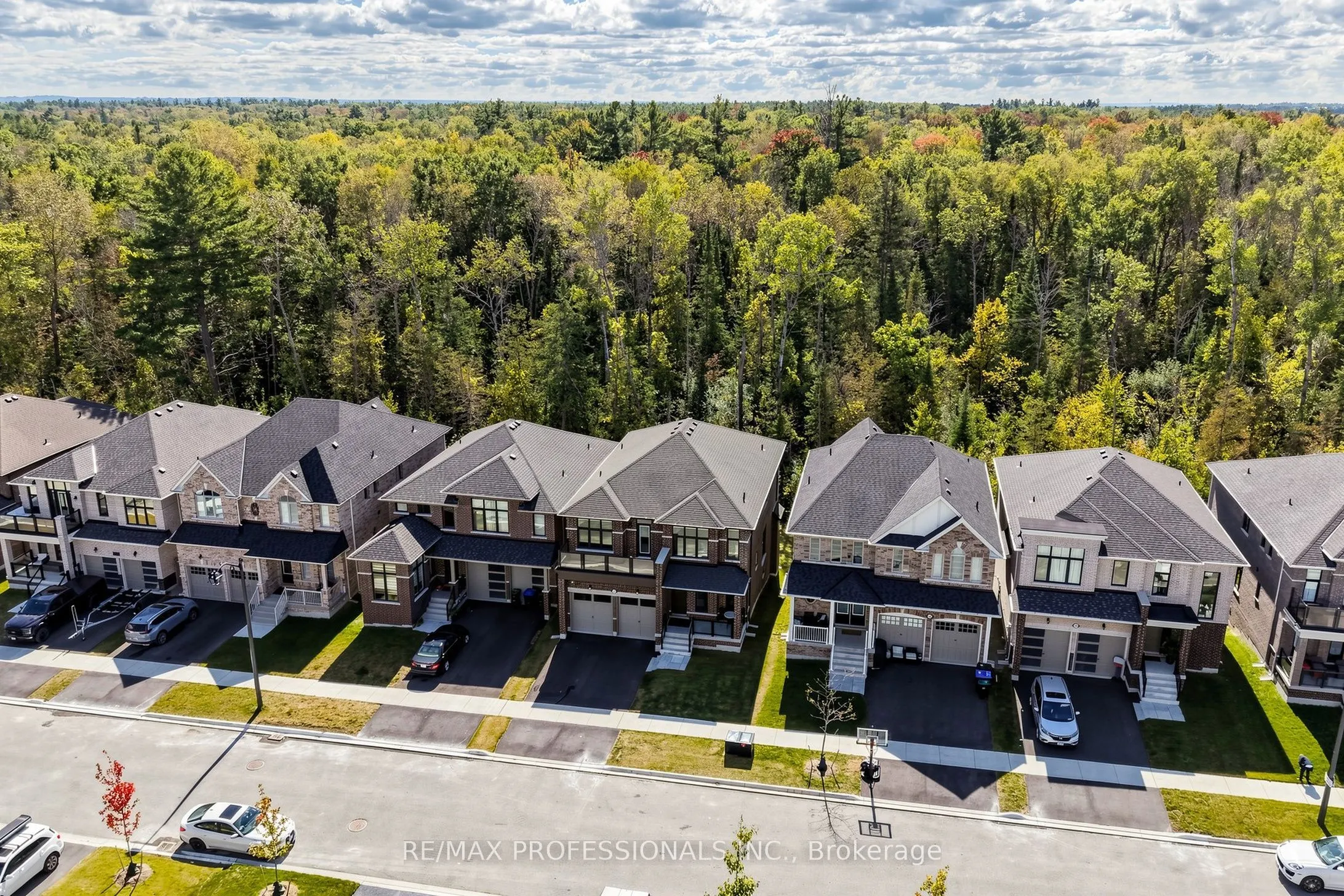 1450 Davis Loop