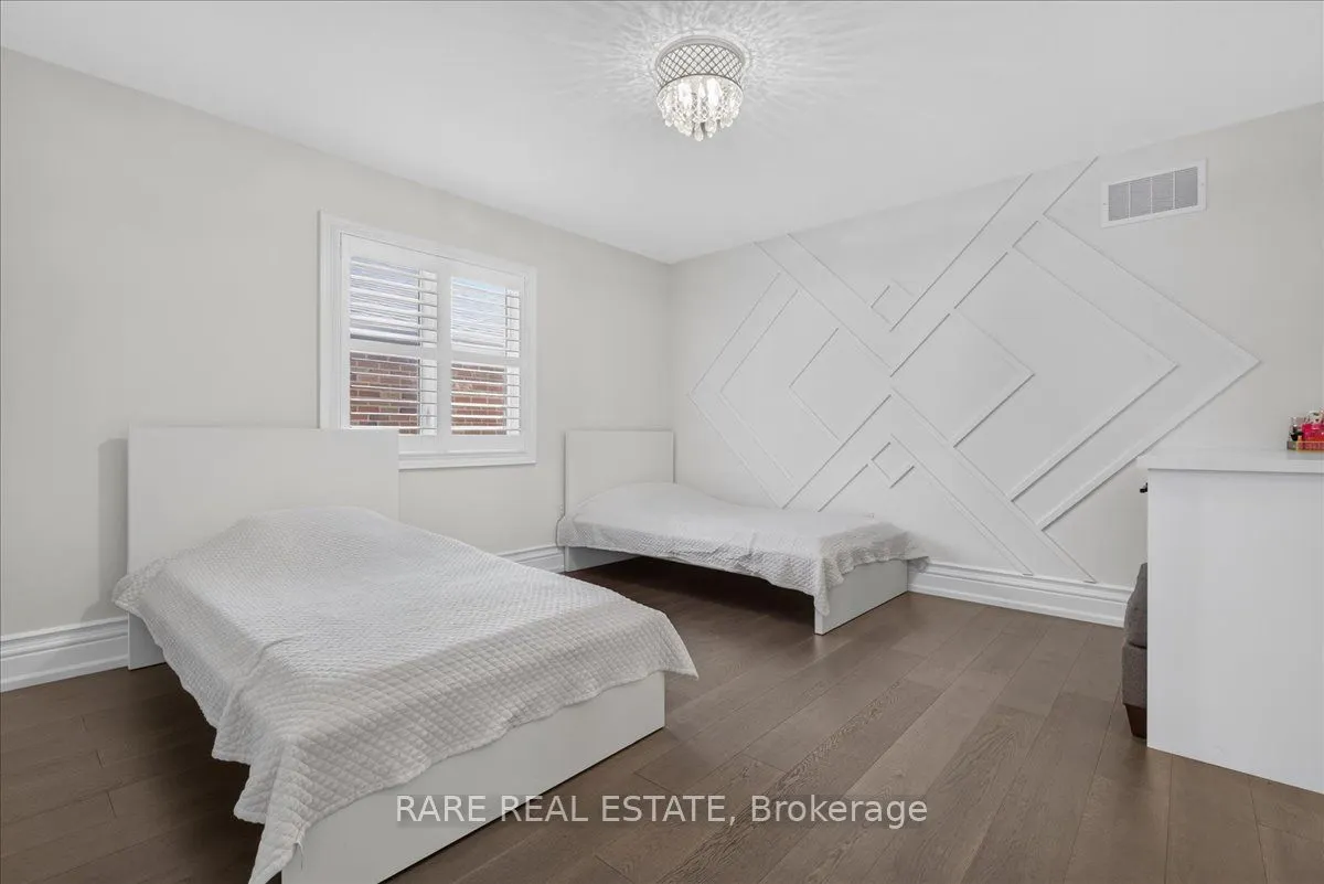 43 Pear Blossom Way