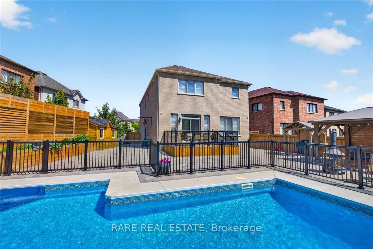 43 Pear Blossom Way
