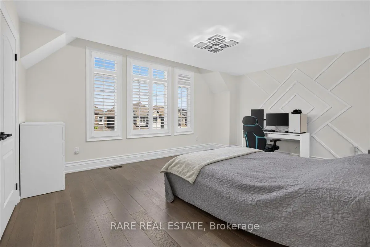 43 Pear Blossom Way