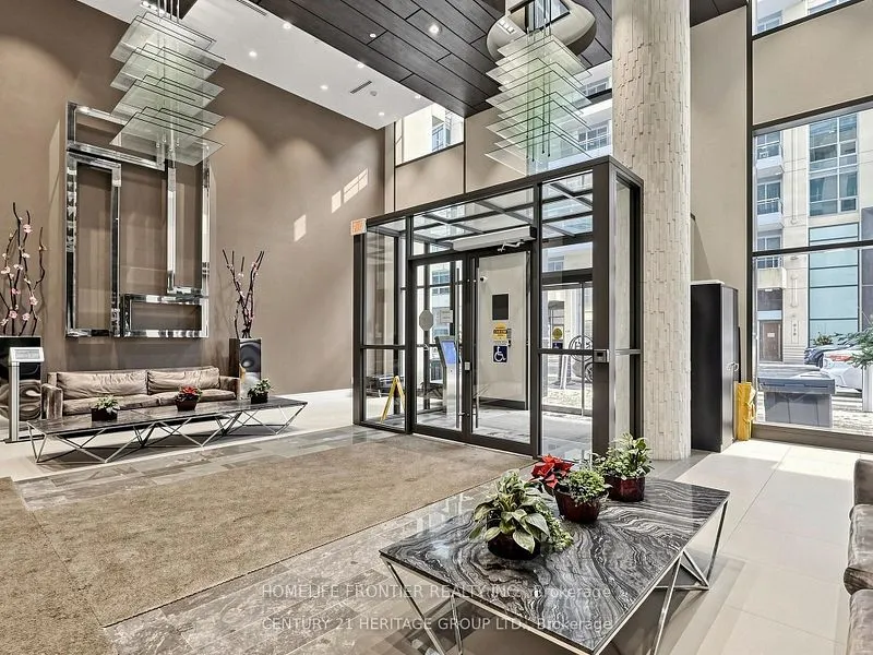 9205 Yonge Street NE #304
