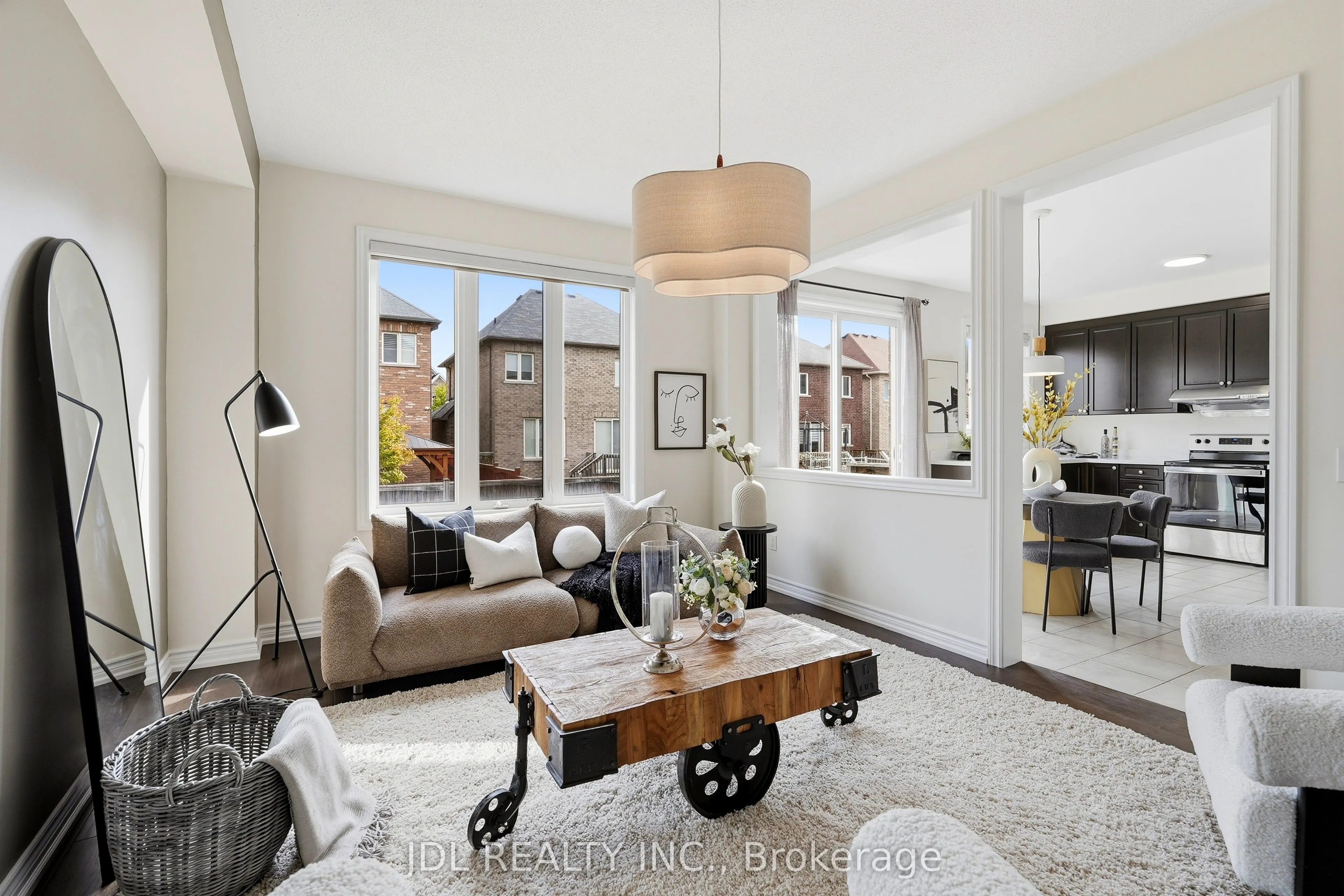 15 Beacon Point Street