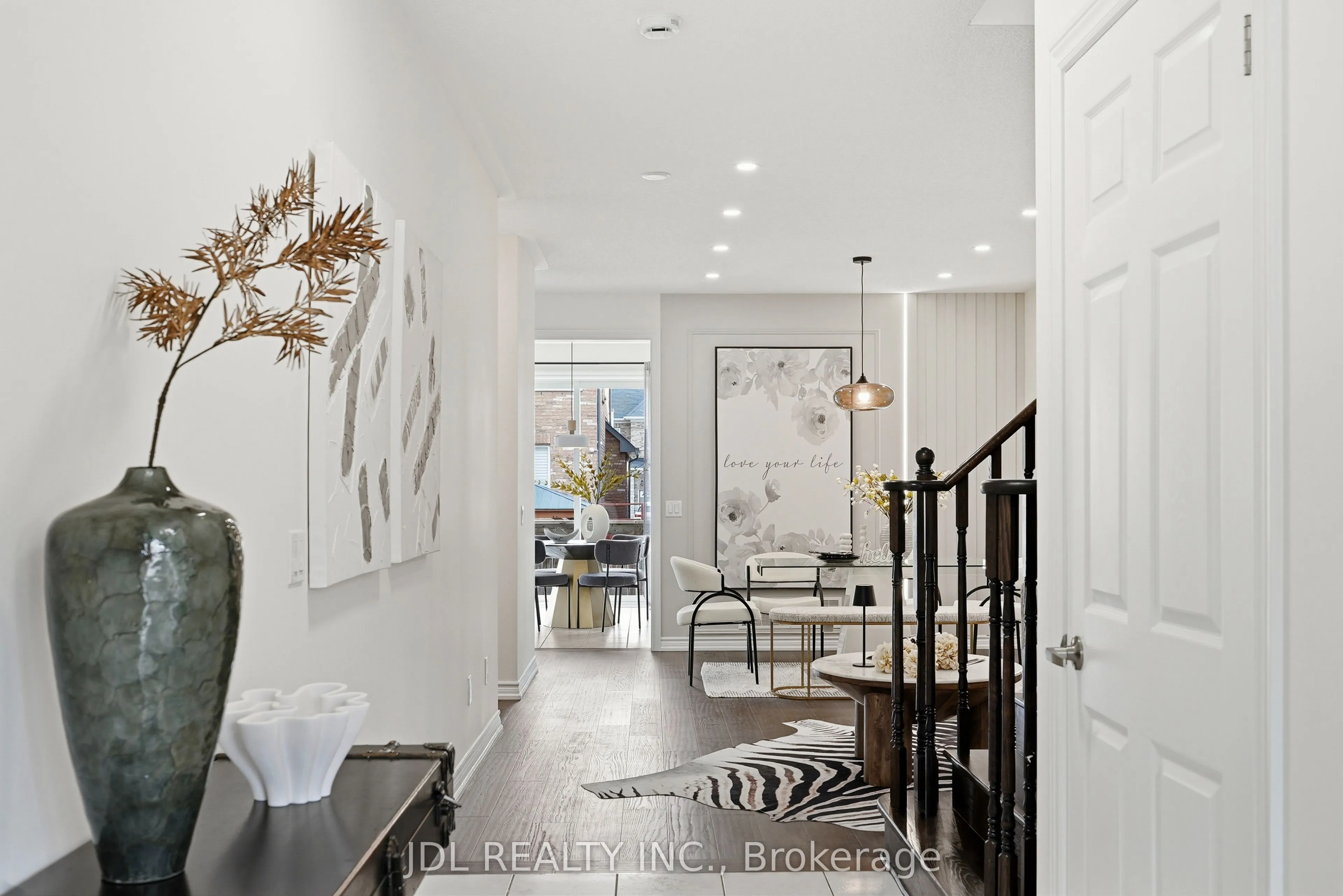15 Beacon Point Street