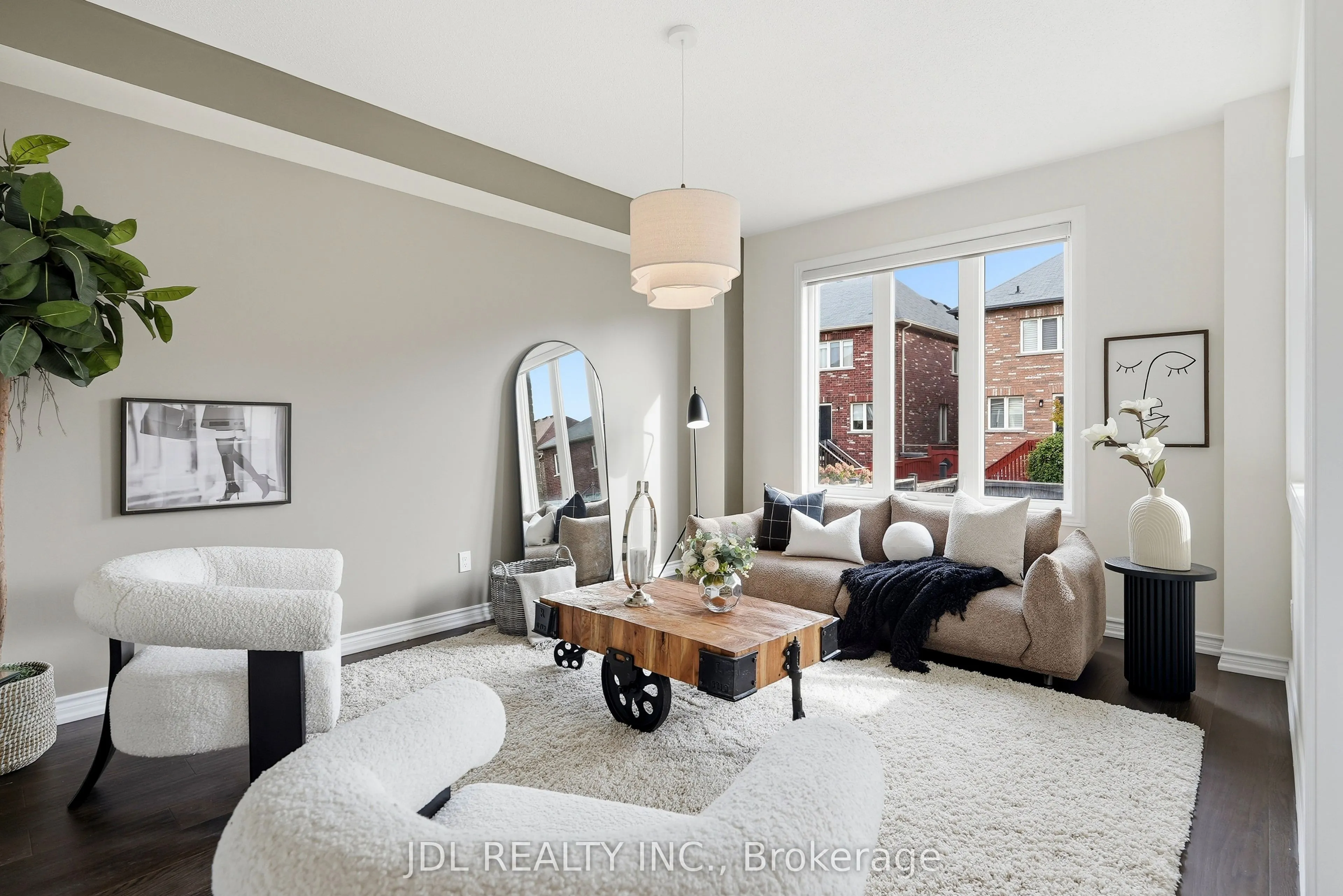 15 Beacon Point Street