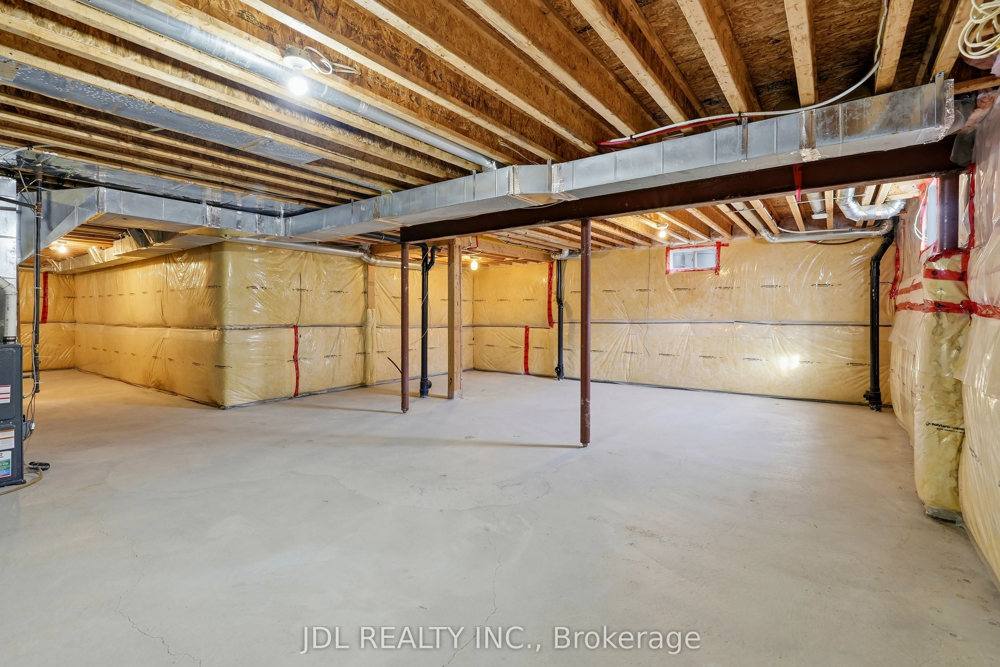 15 Beacon Point Street