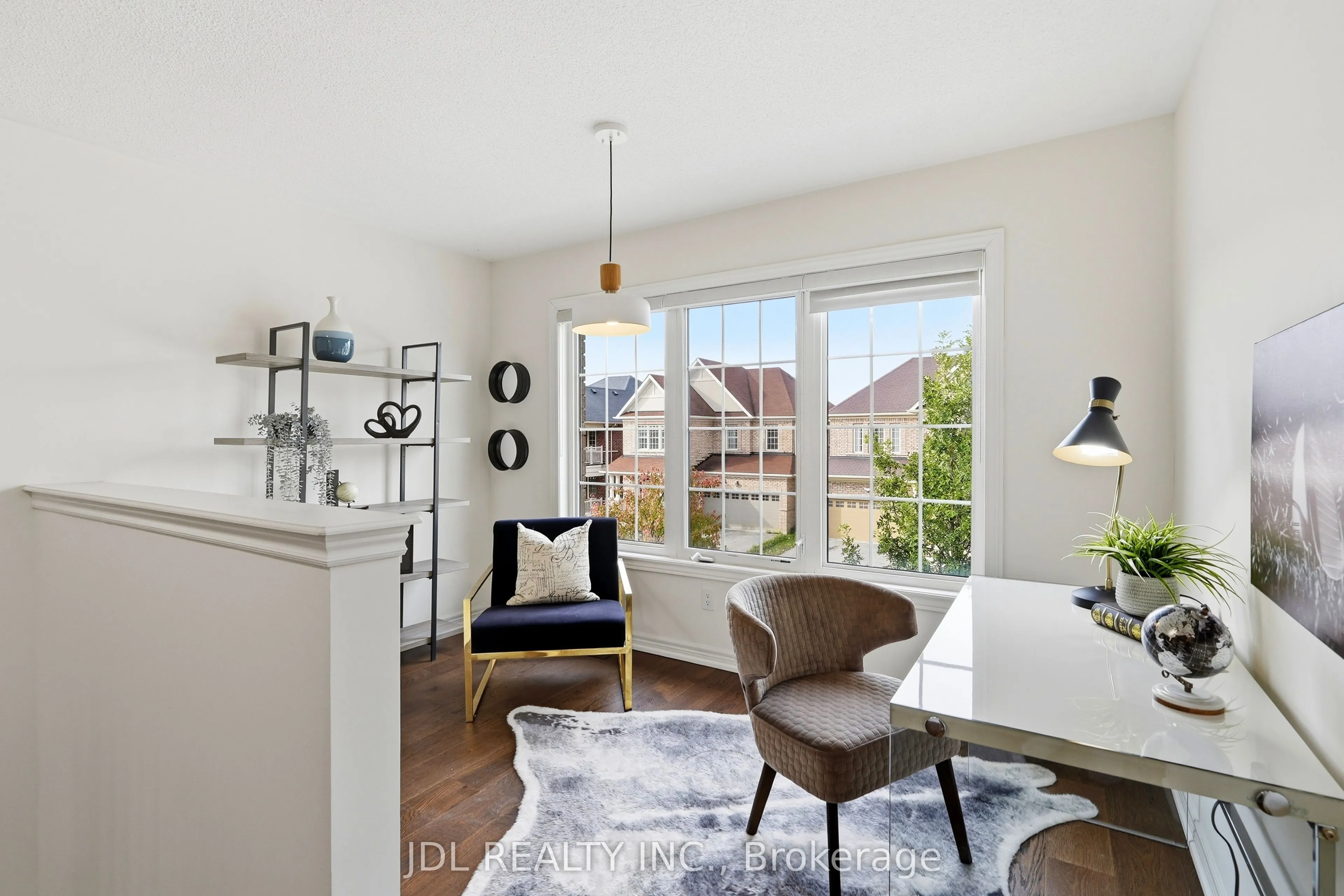 15 Beacon Point Street