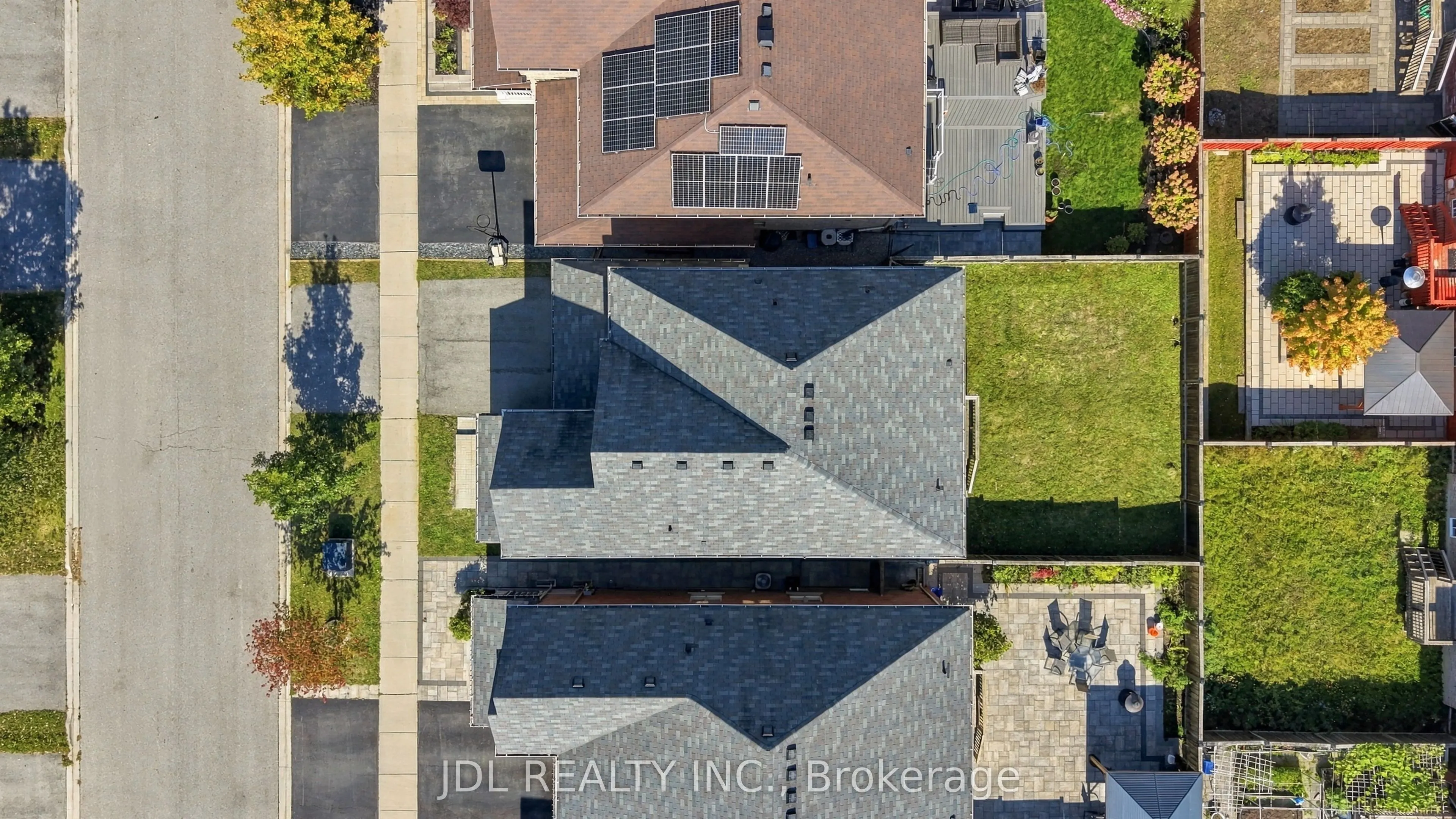 15 Beacon Point Street