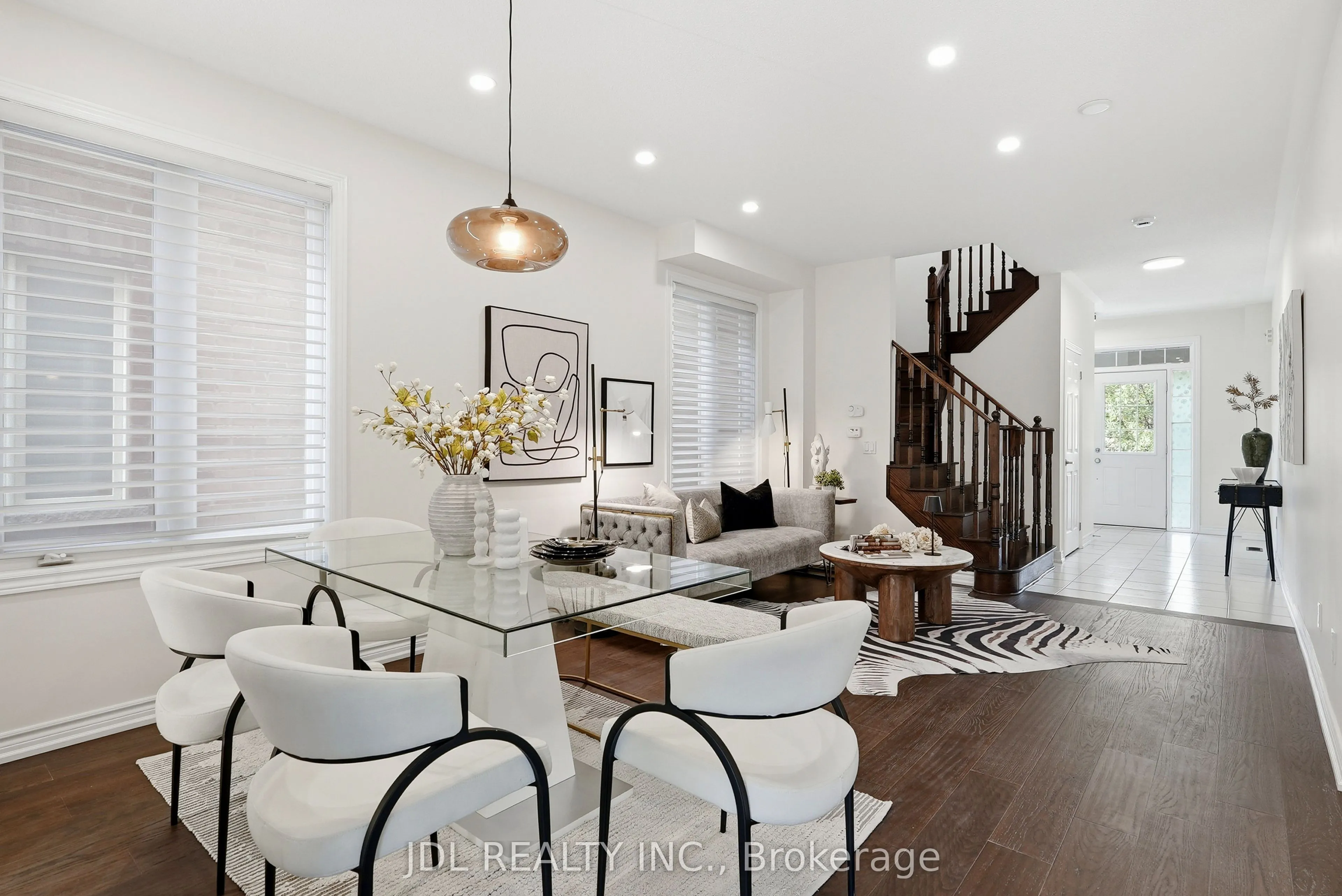 15 Beacon Point Street