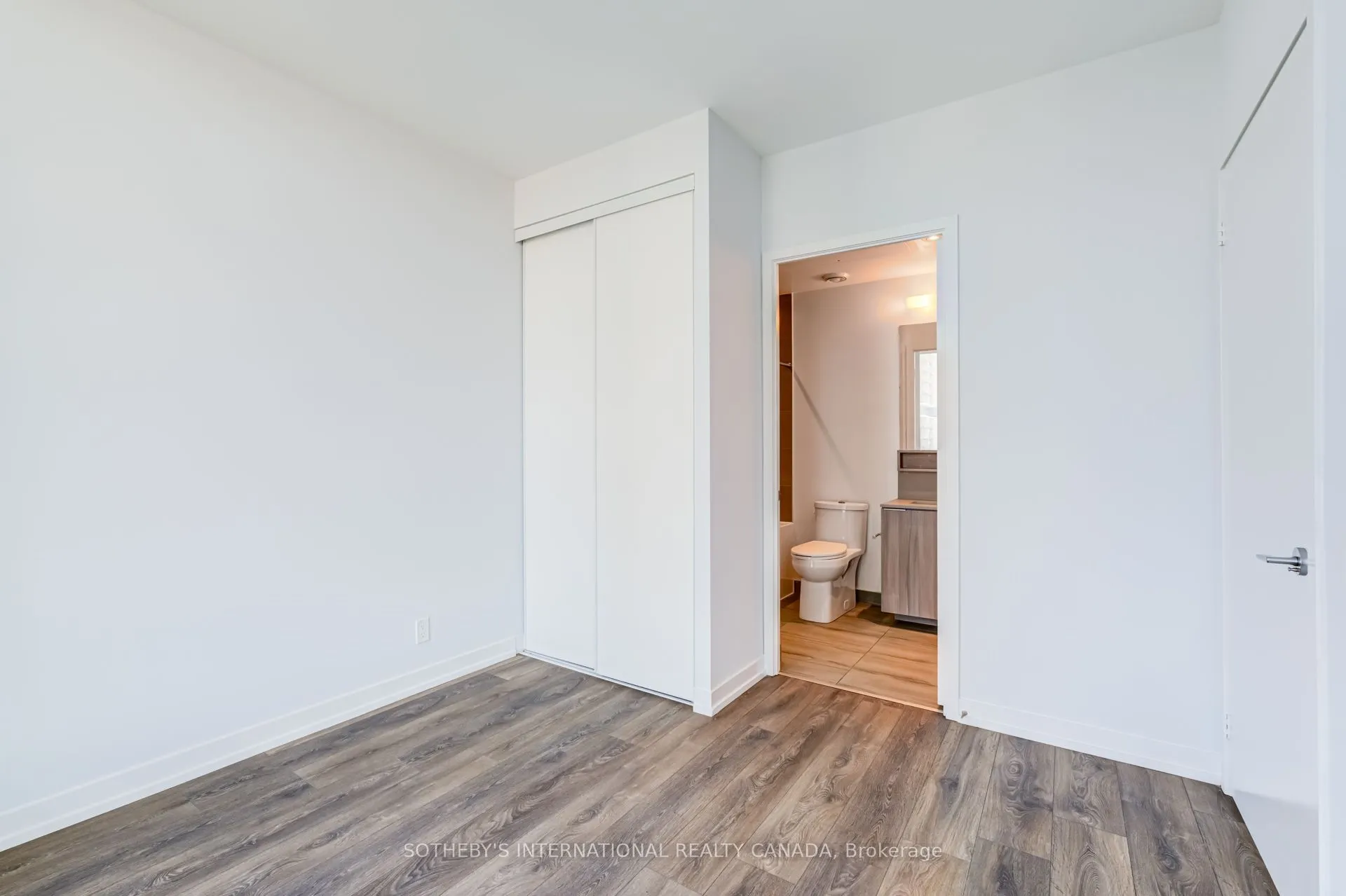 950 Portage Parkway #4505