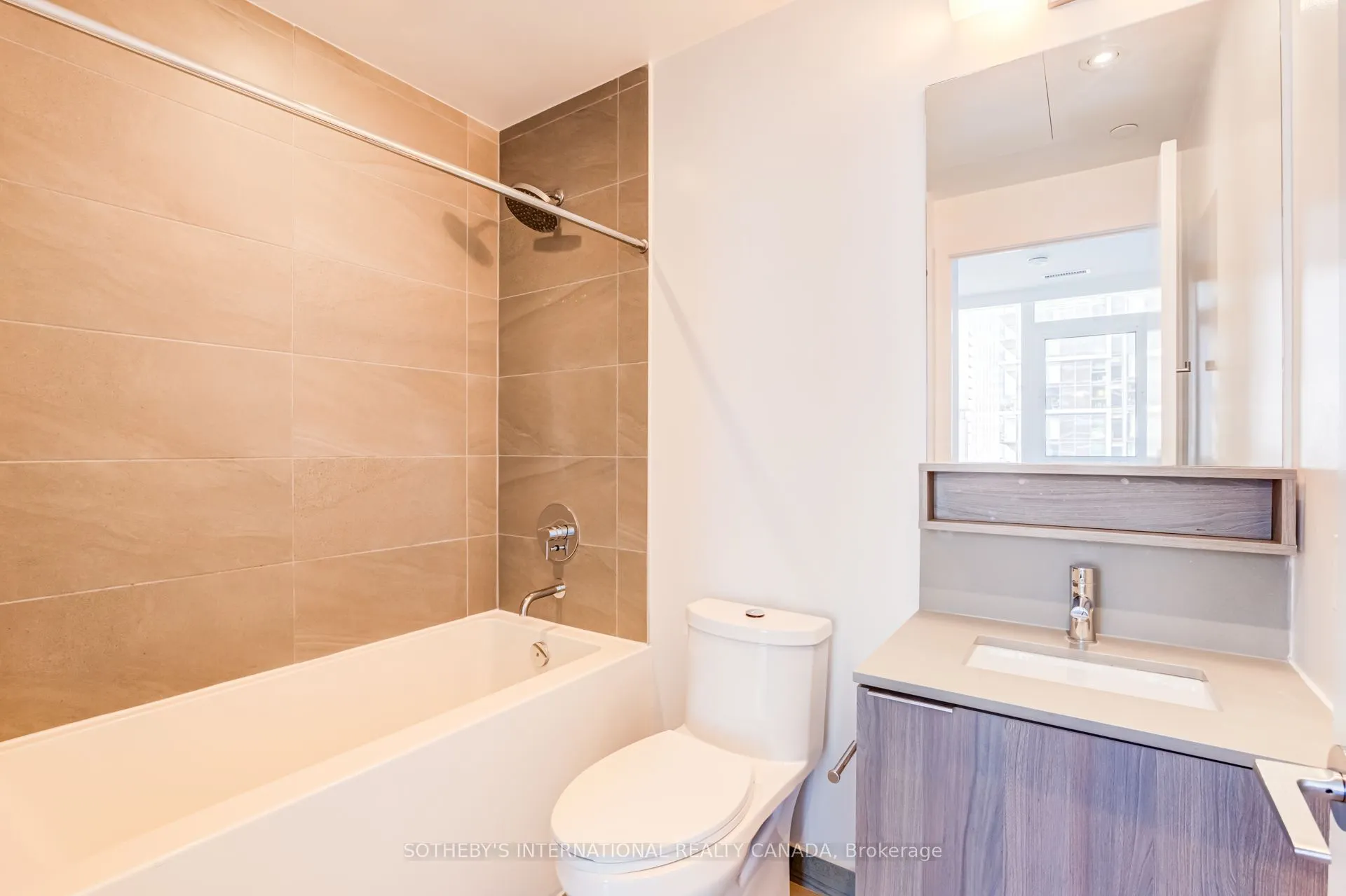 950 Portage Parkway #4505