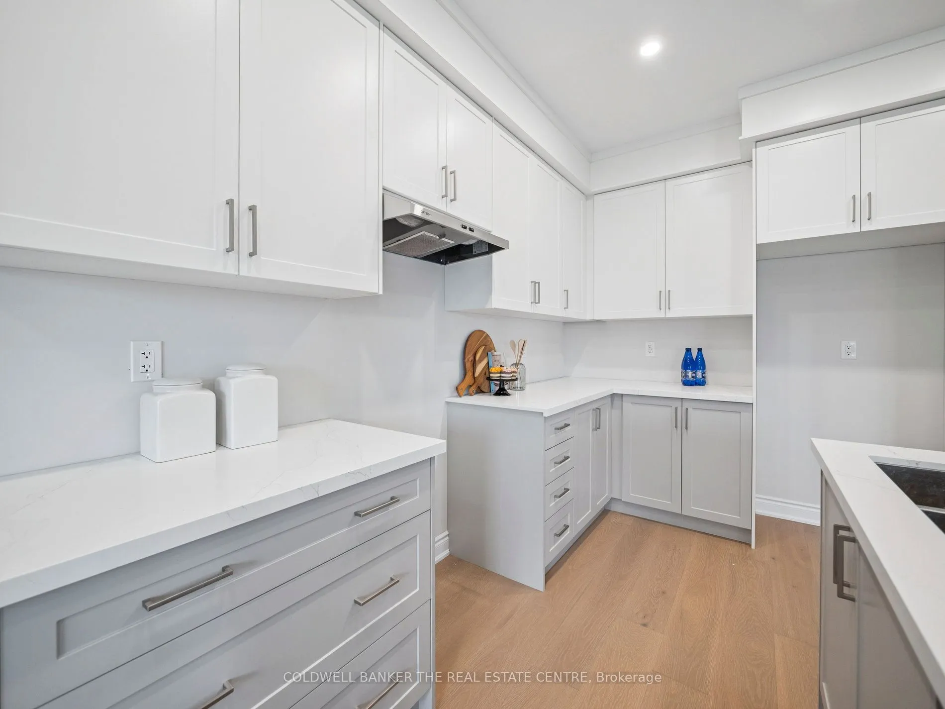 11 Hildred Cushing Way
