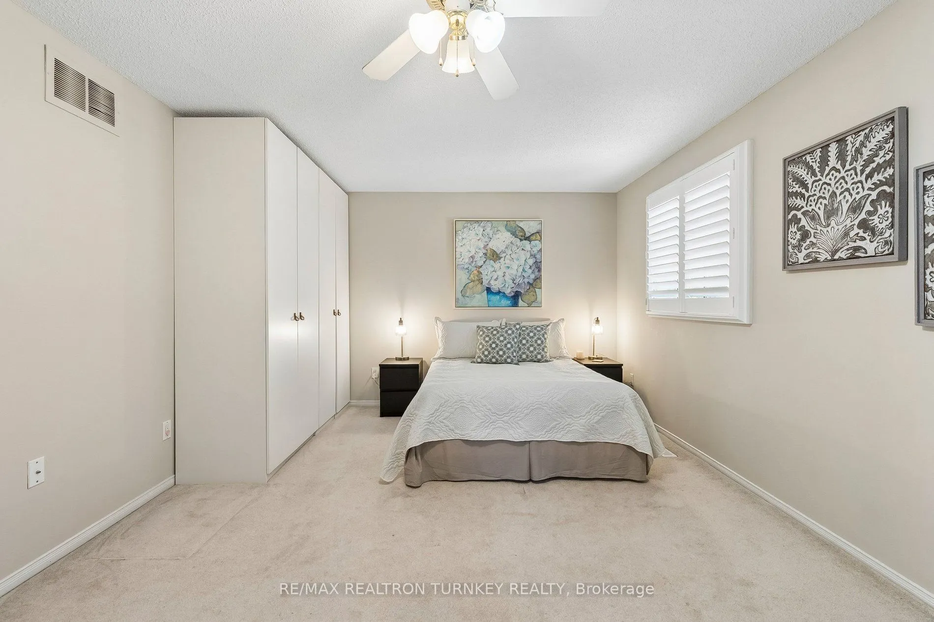 263 Chambers Crescent