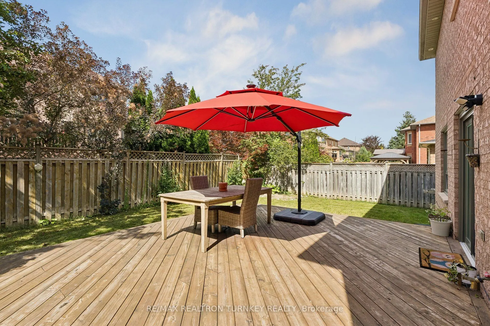 263 Chambers Crescent