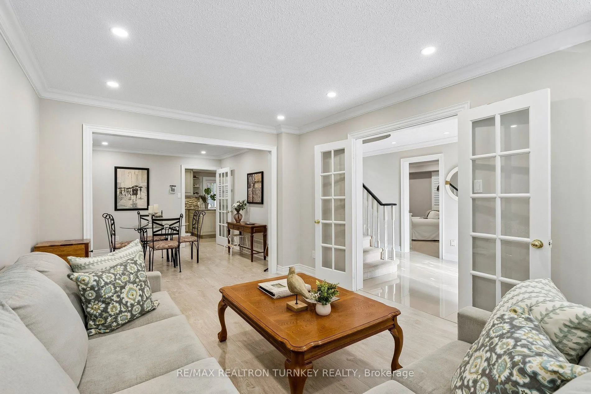 263 Chambers Crescent