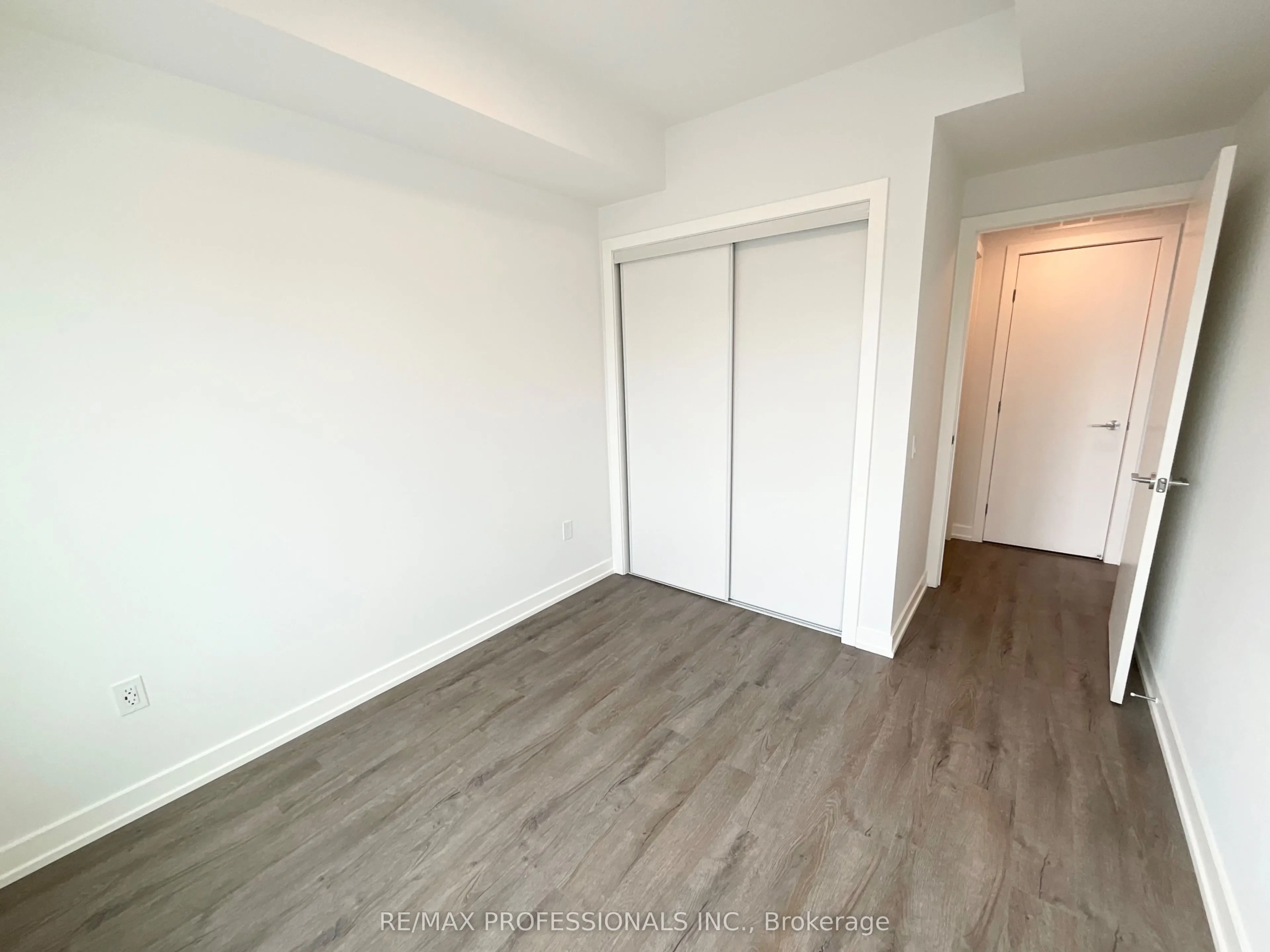 5 Meadowdale Road #1104