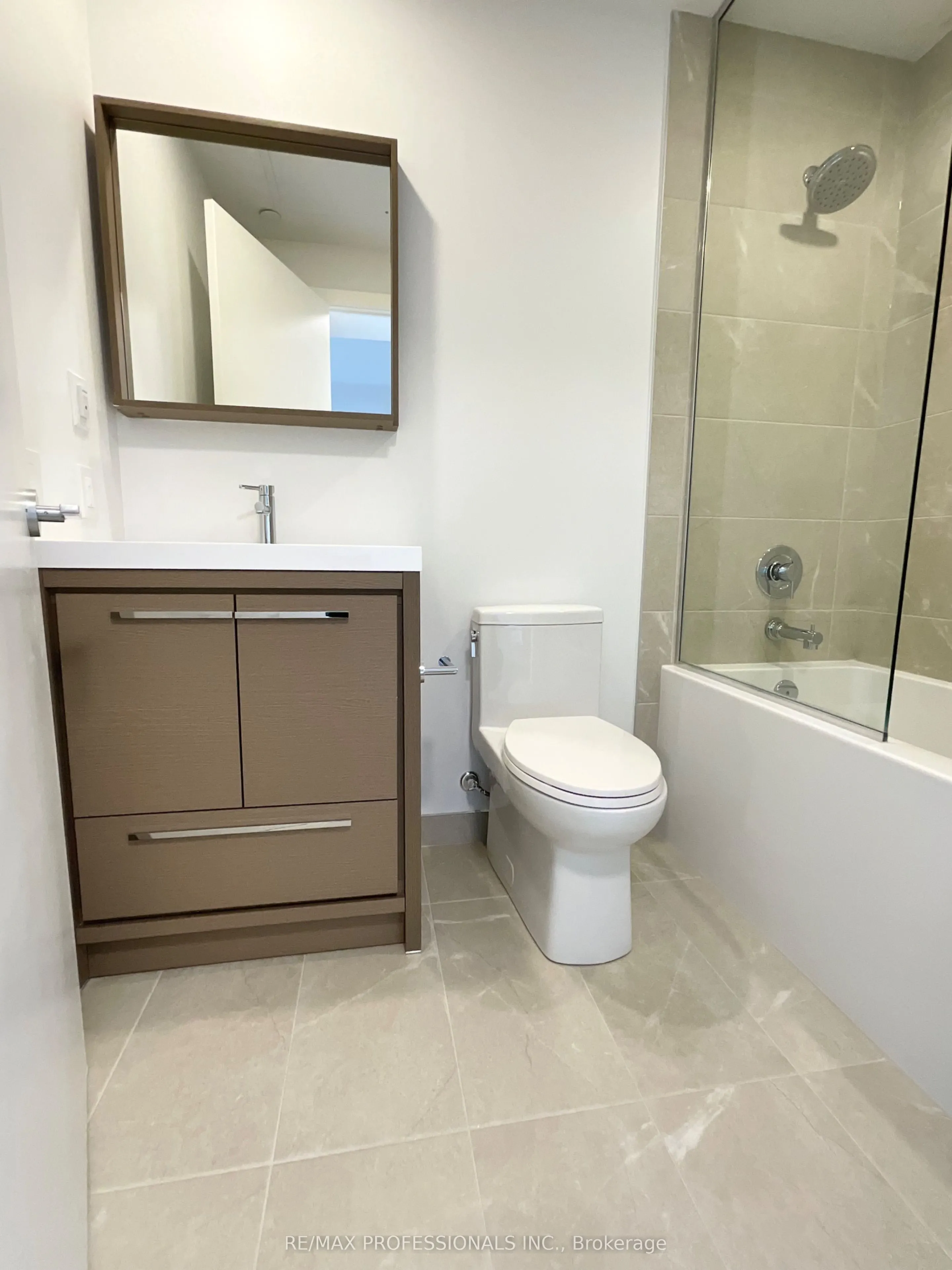 5 Meadowdale Road #1104