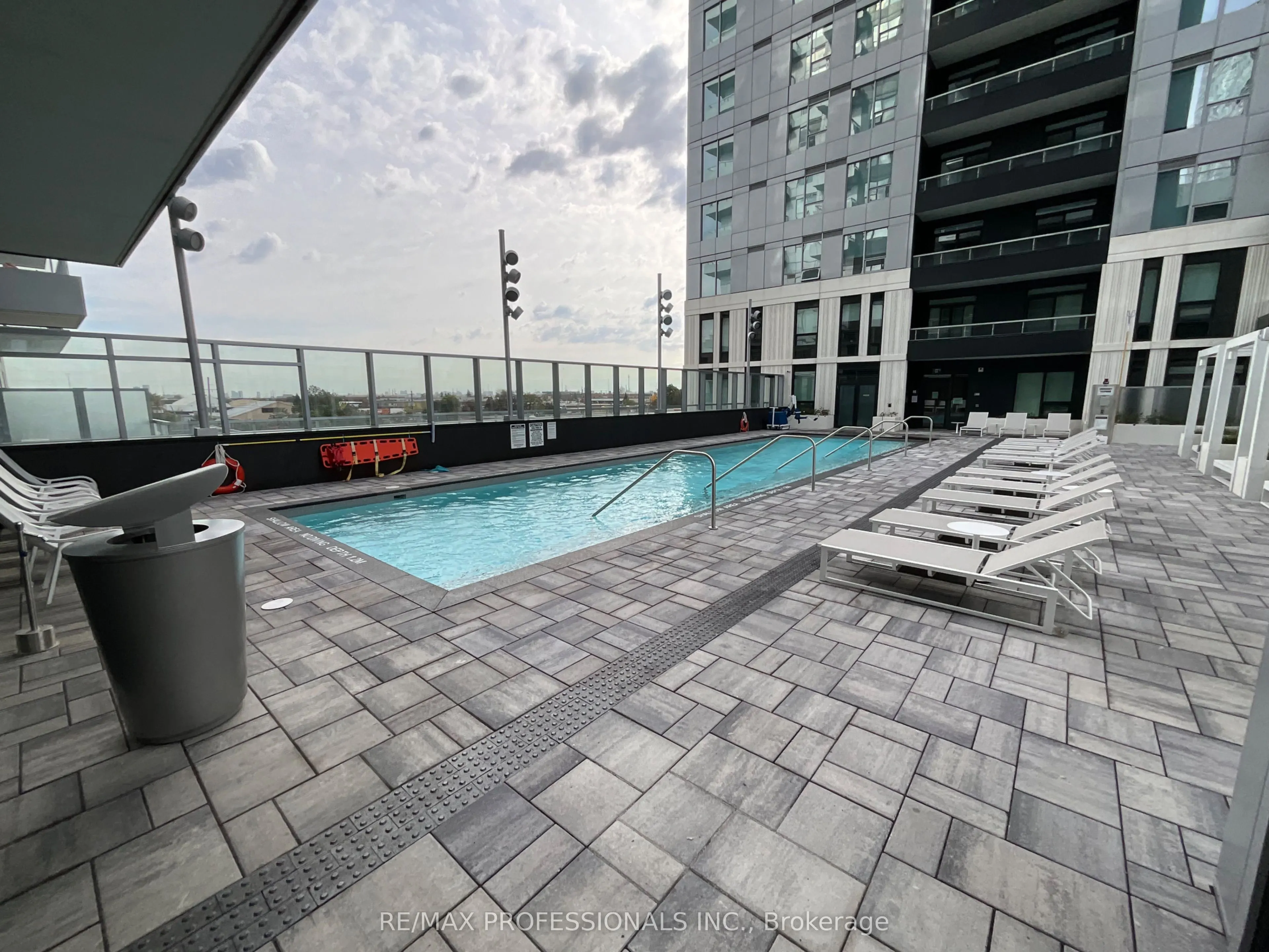 5 Meadowdale Road #1104