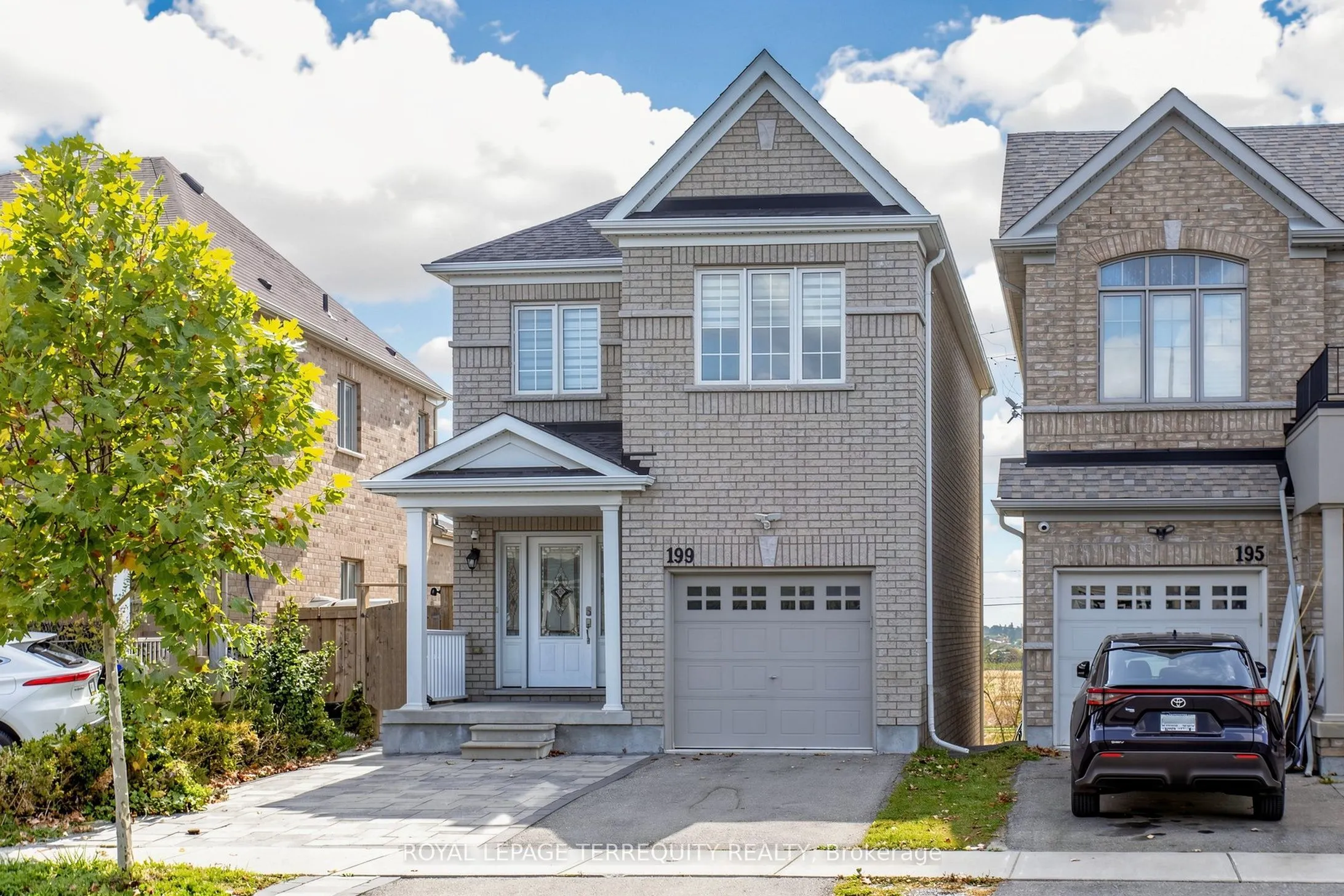 199 Armstrong Crescent