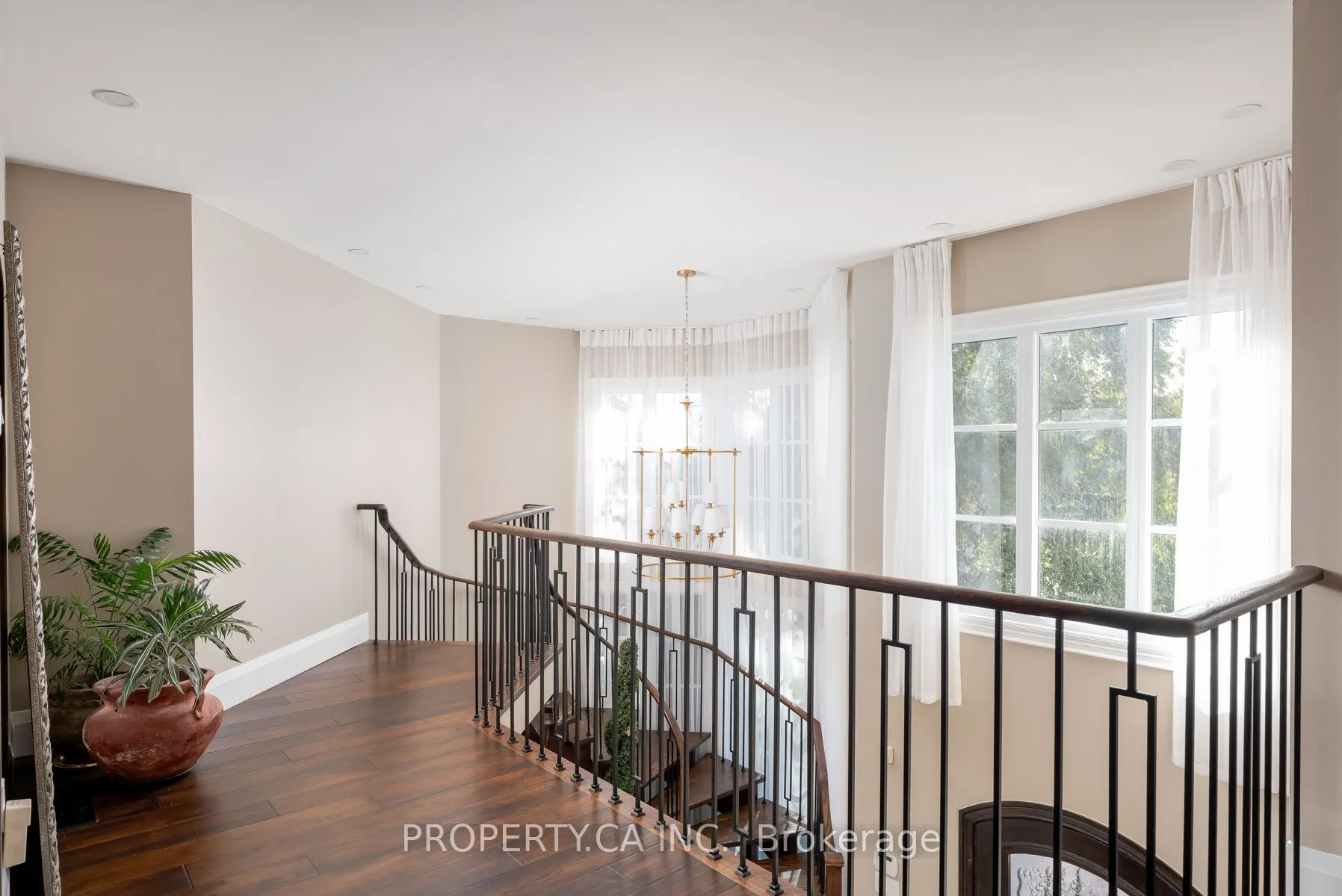 72 Devonsleigh Boulevard