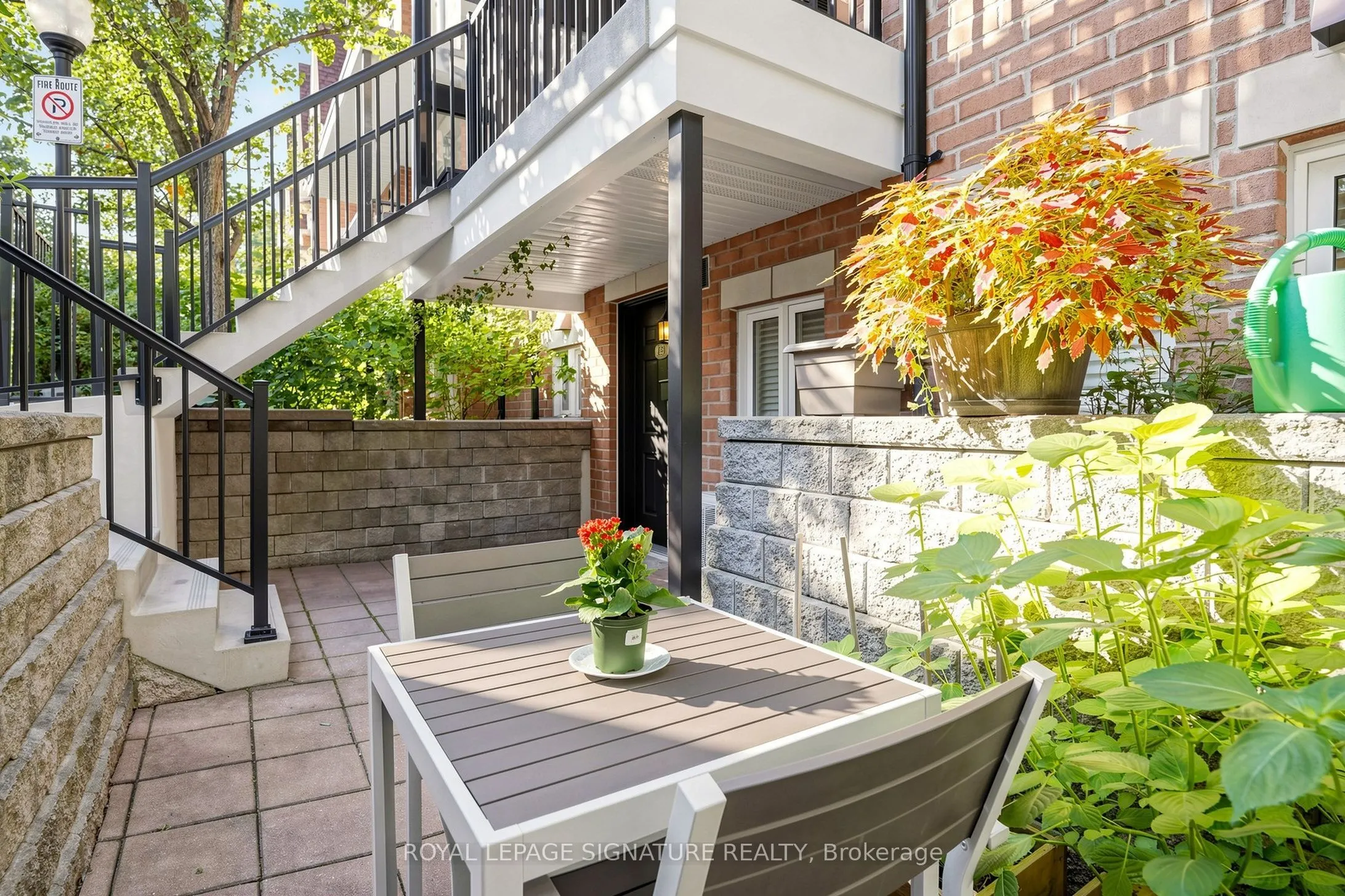 306 John Street #153