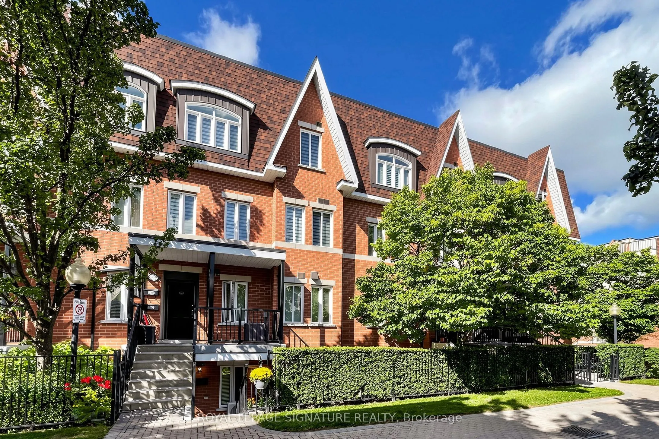 306 John Street #153