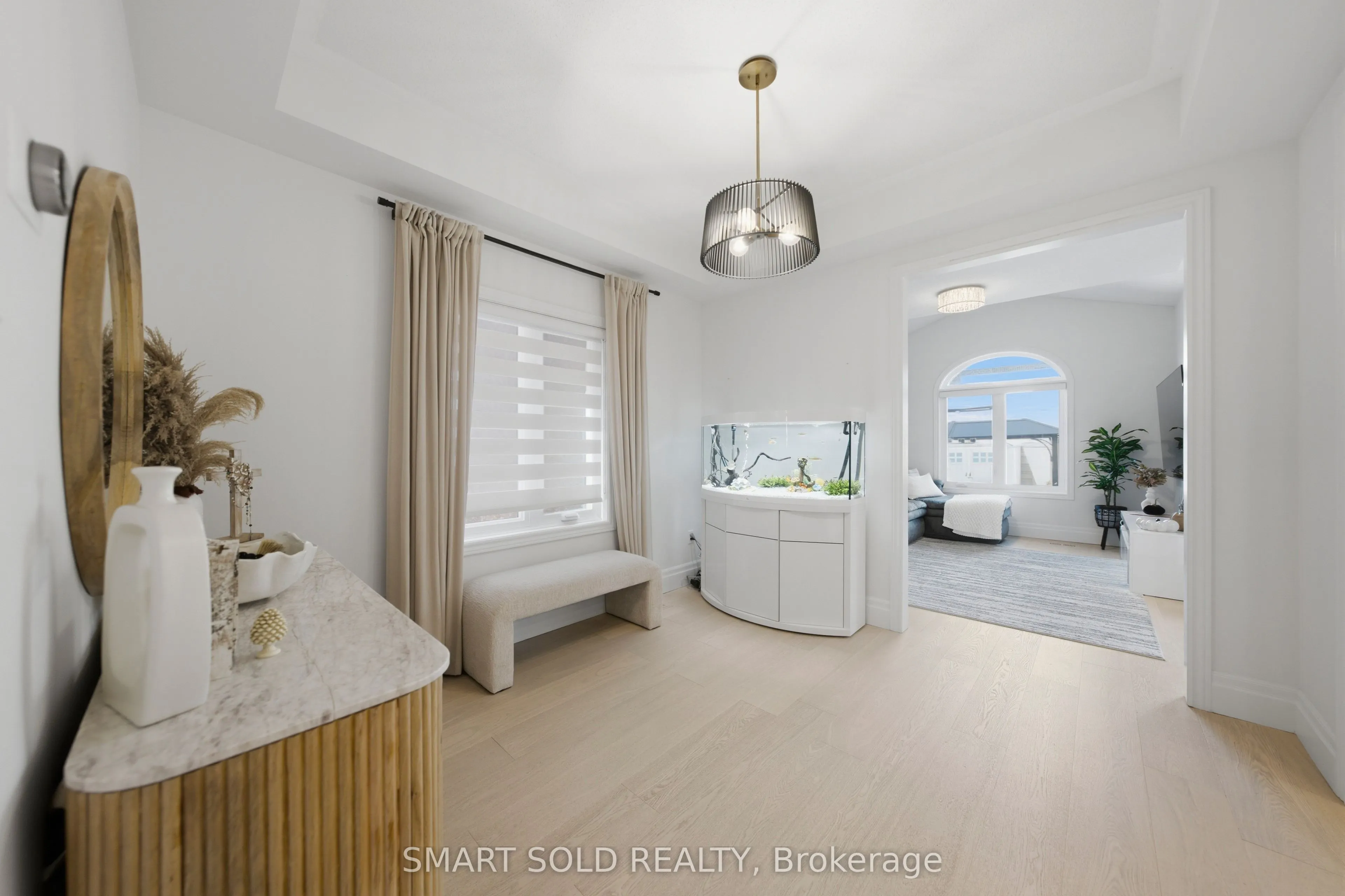 24 Andes Crescent
