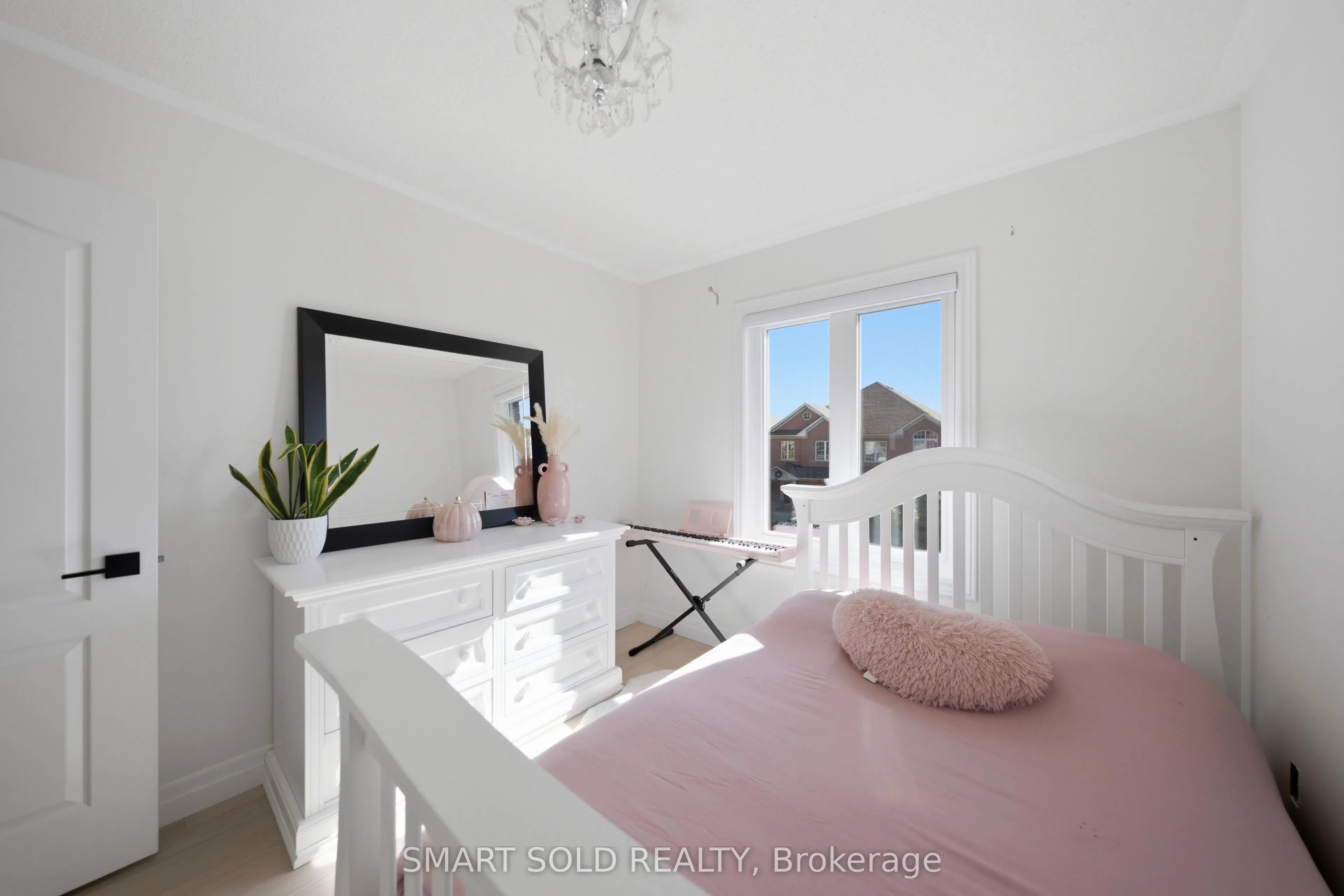24 Andes Crescent