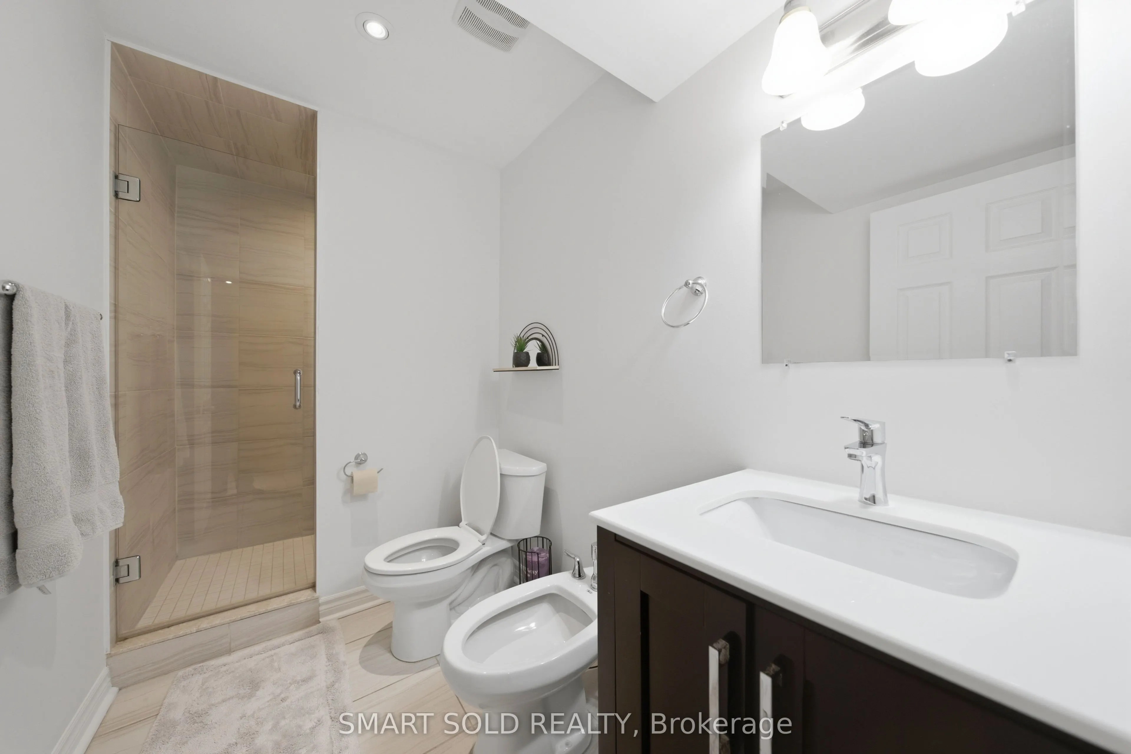 24 Andes Crescent
