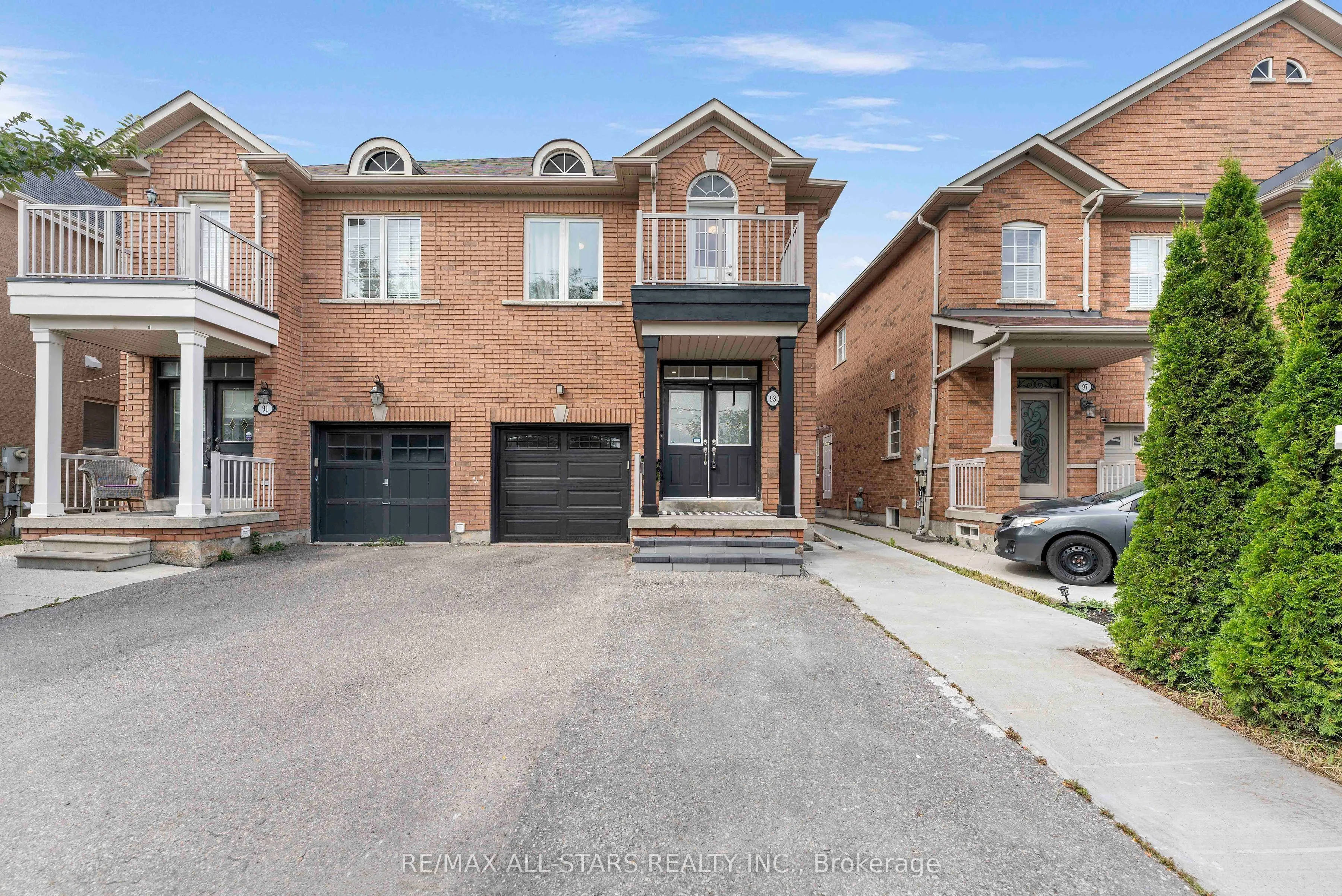 93 Arco Circle