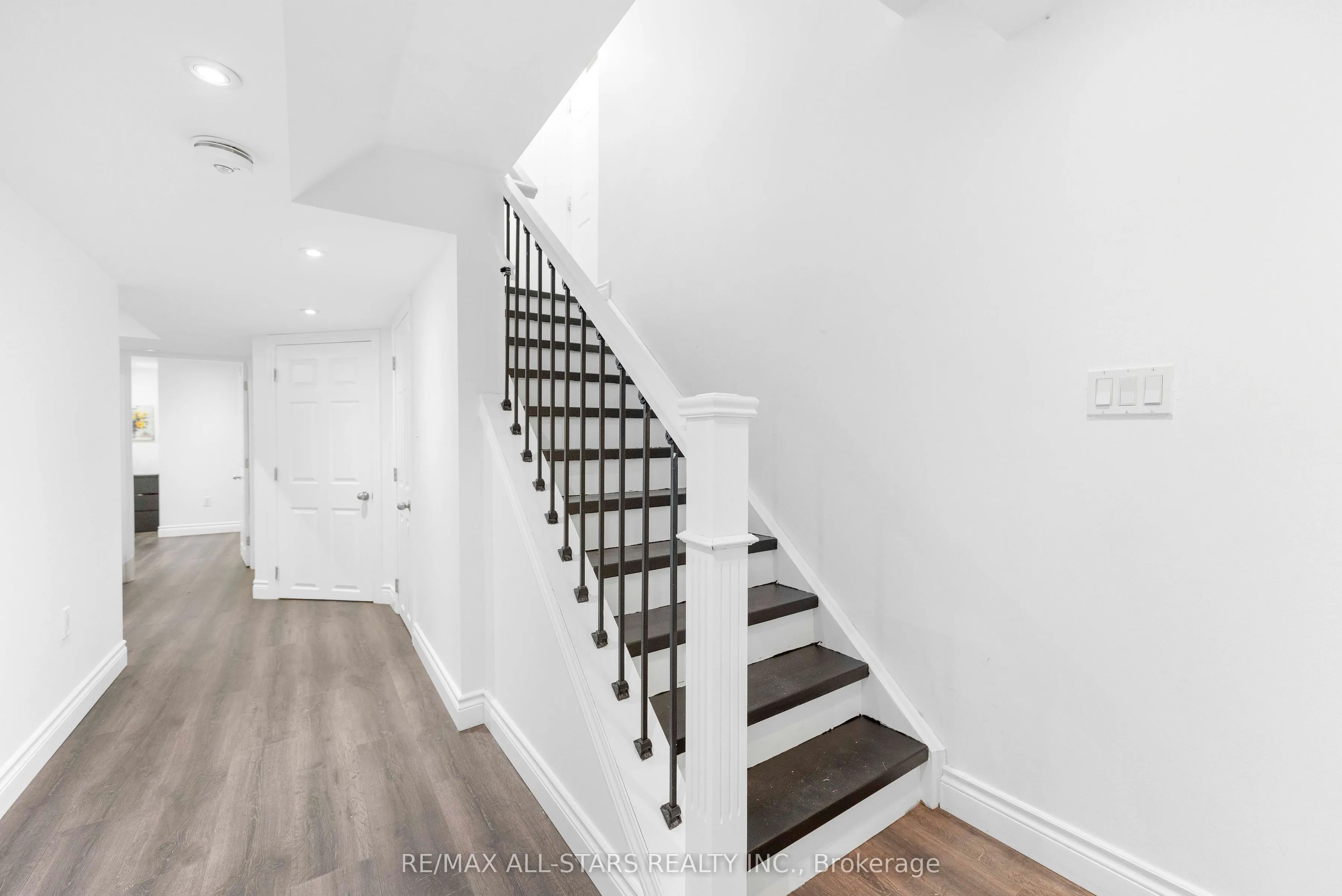 93 Arco Circle