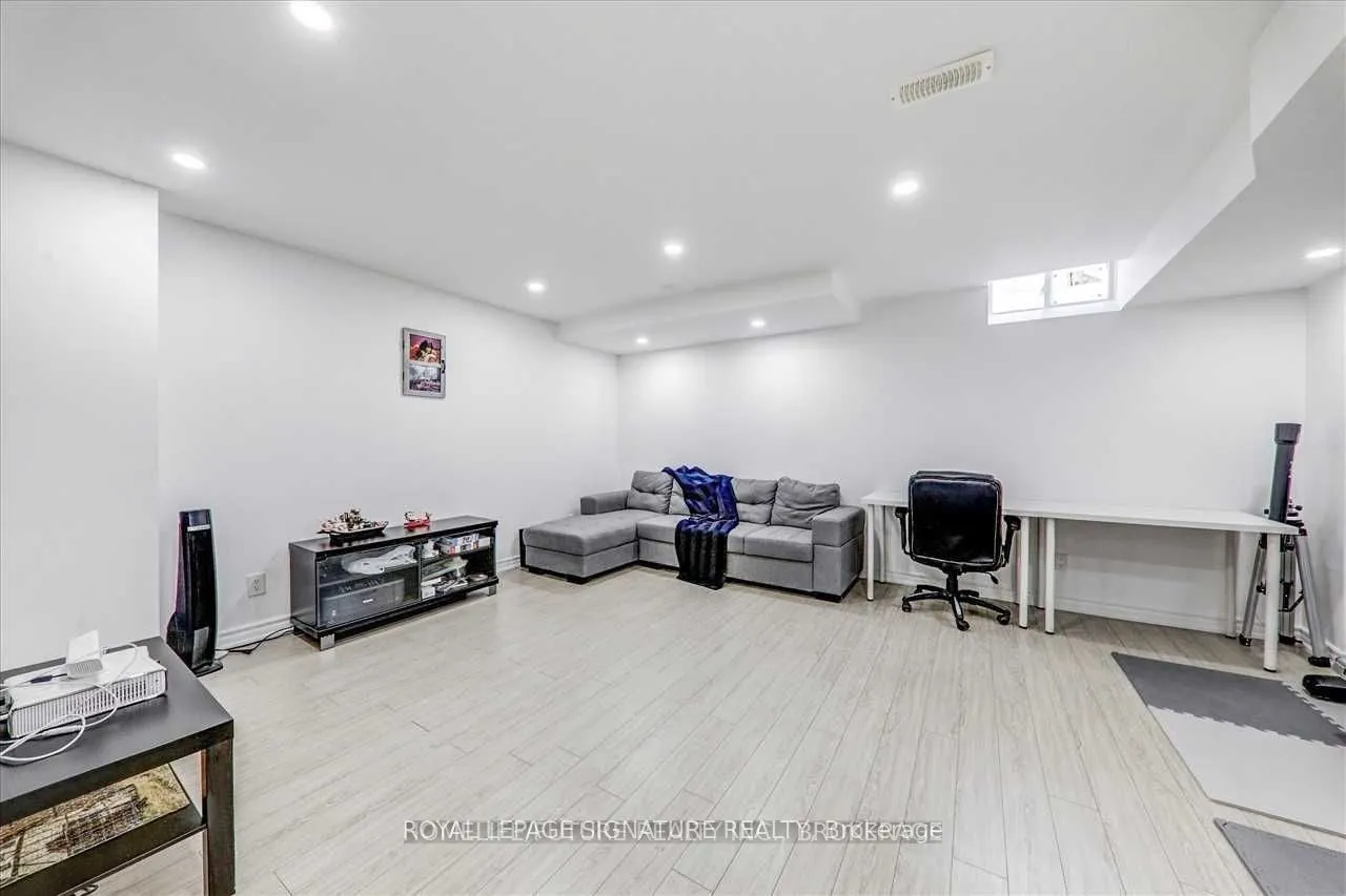 56 Jackson Eli Way