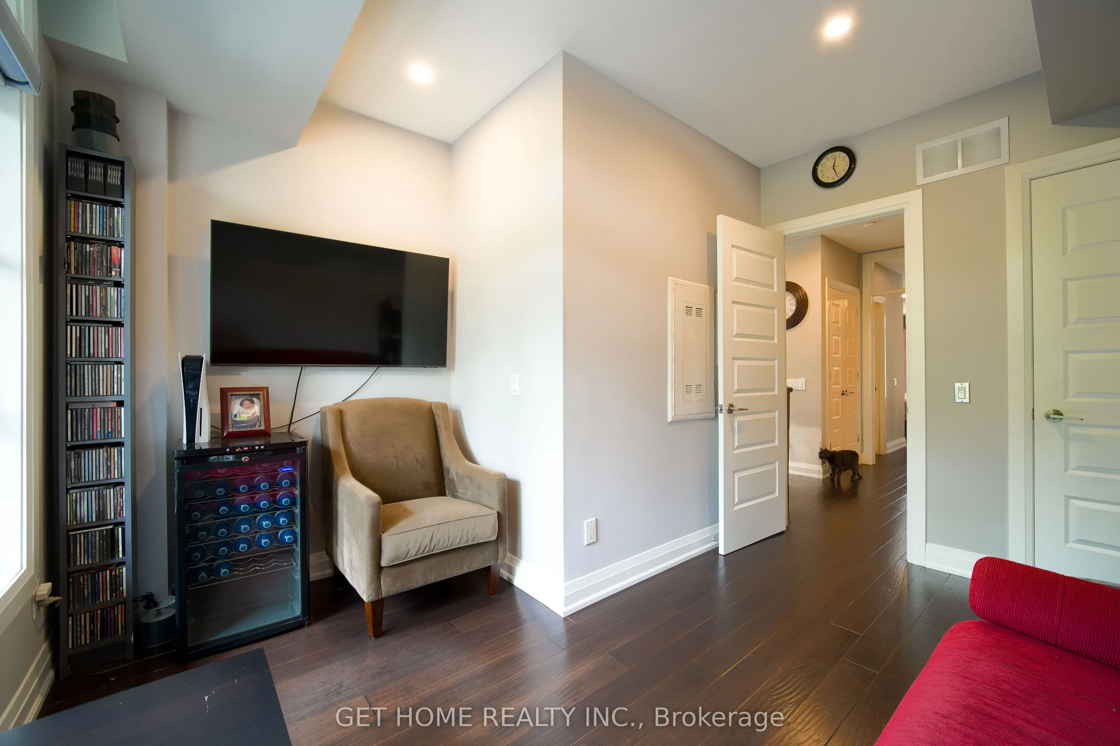 8169 Kipling Avenue E #22