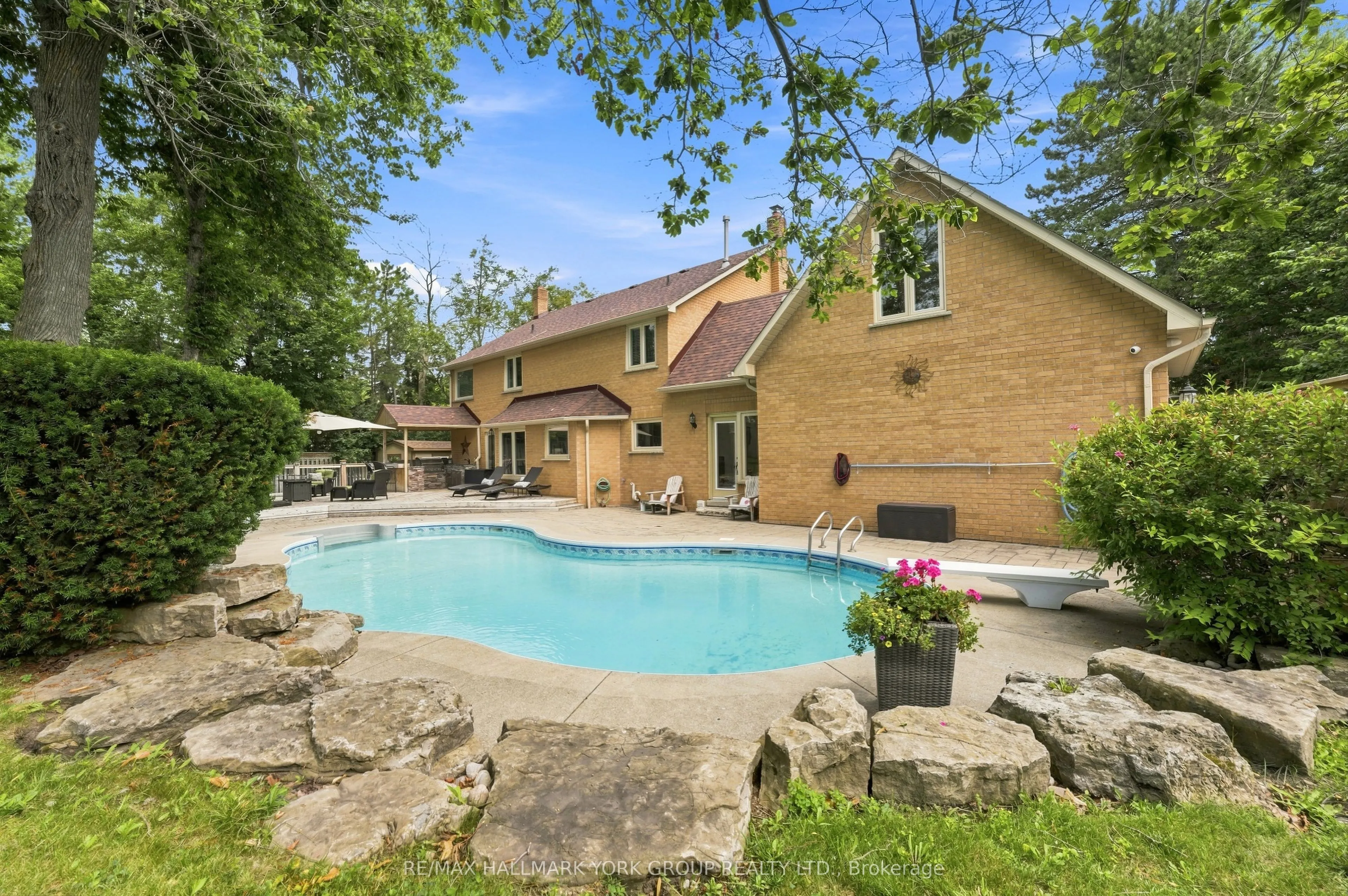 111 Whispering Pine Trail
