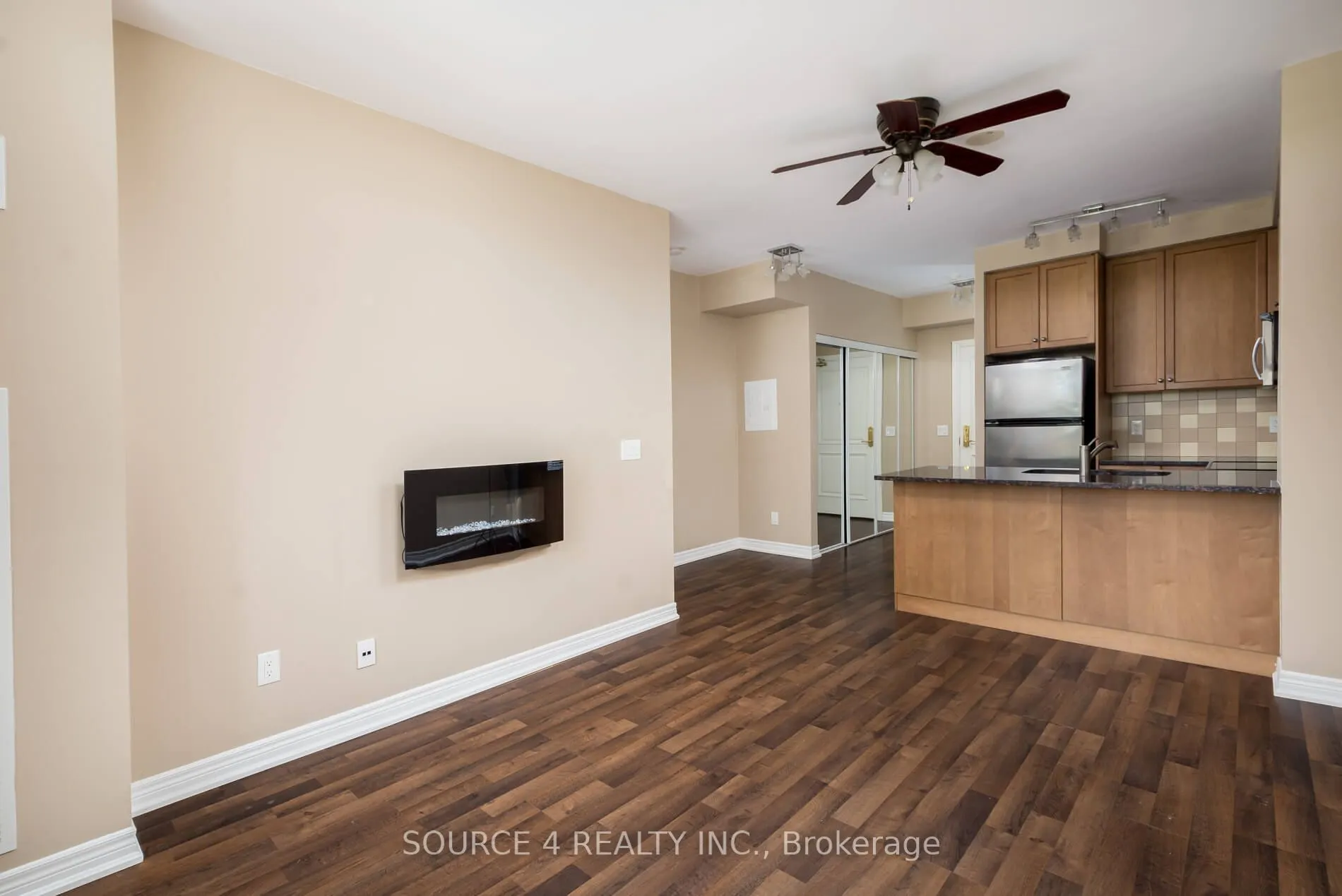 9245 Jane Street #201