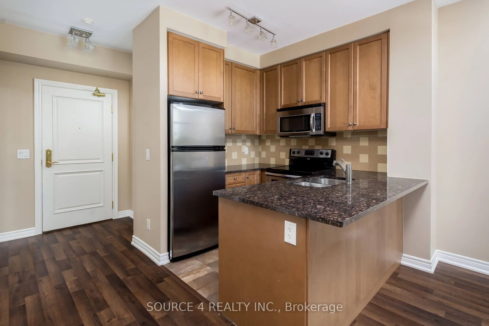 9245 Jane Street #201