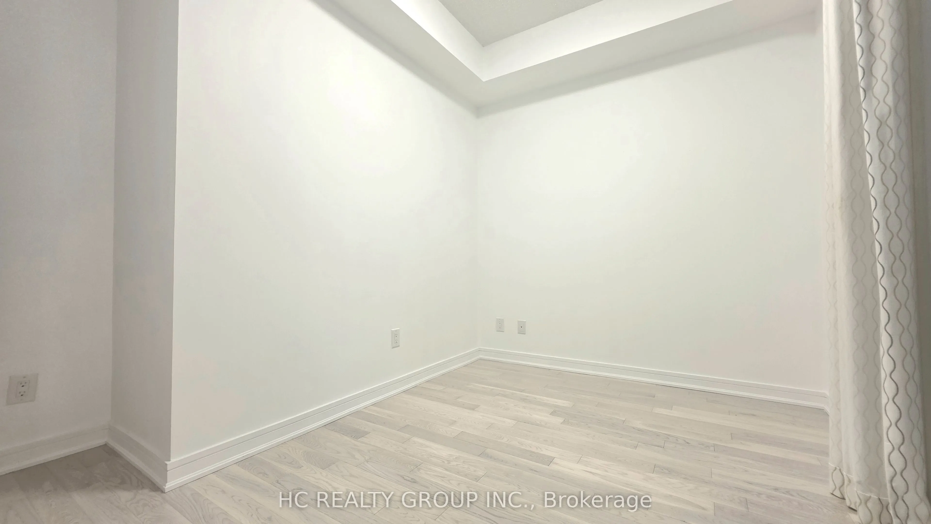 9191 Yonge Street #213