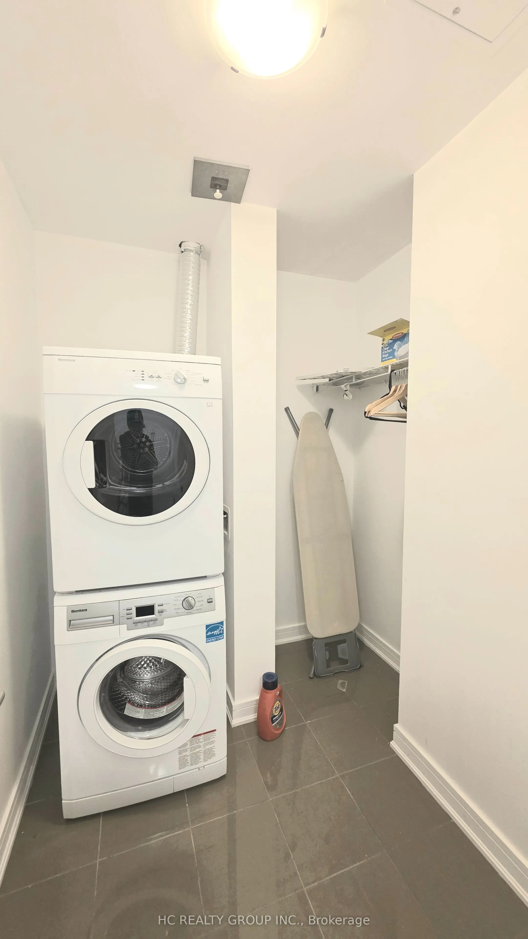 9191 Yonge Street #213