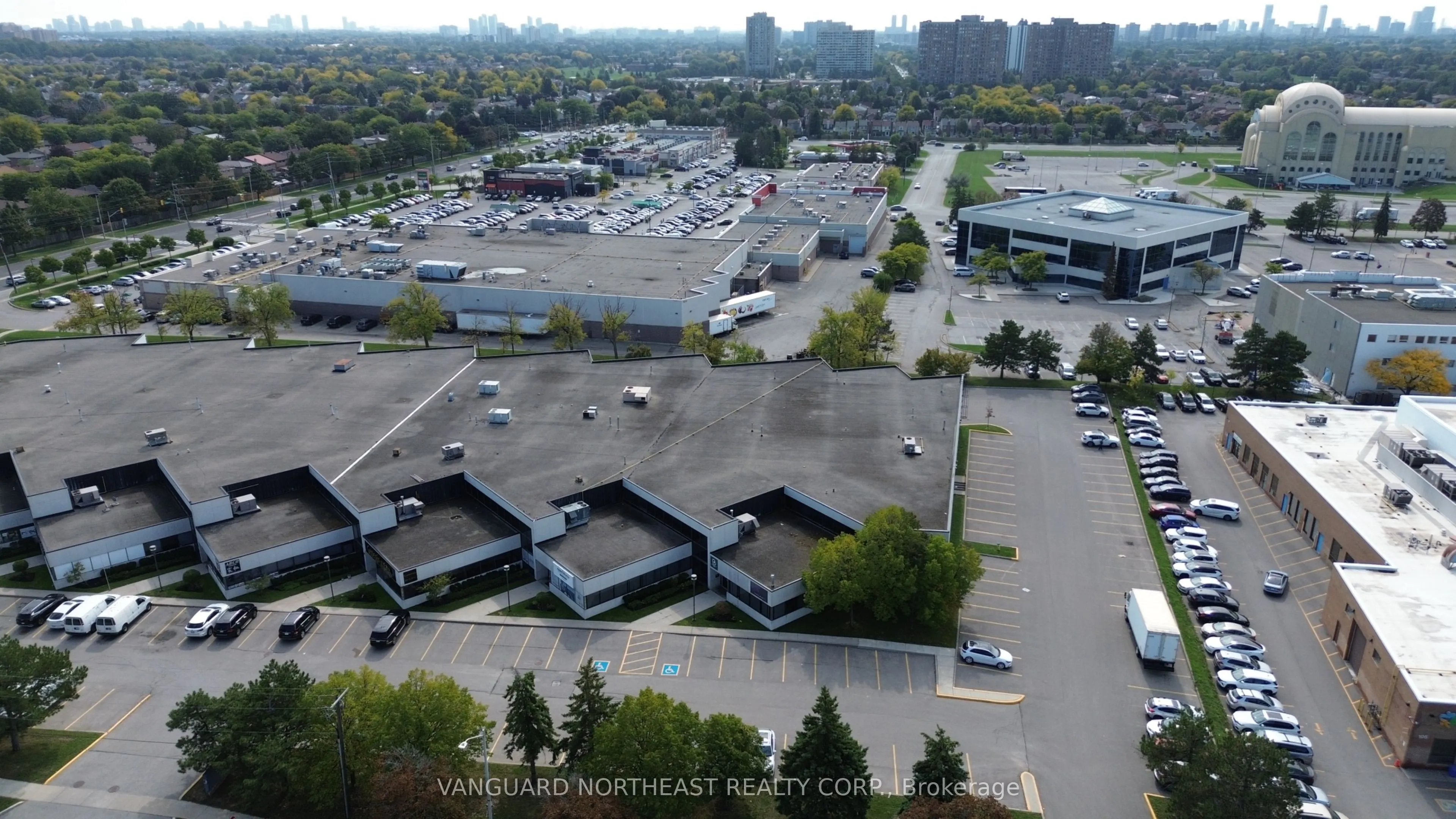 7100 Warden Avenue #7