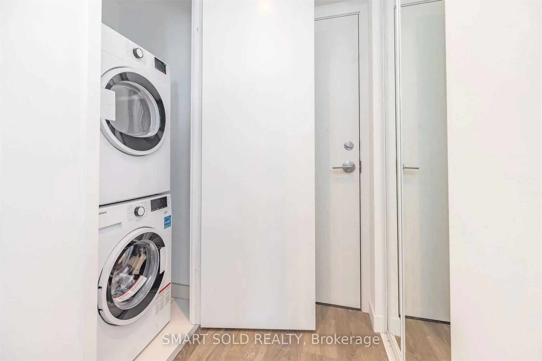 5 Buttermill Avenue #3707