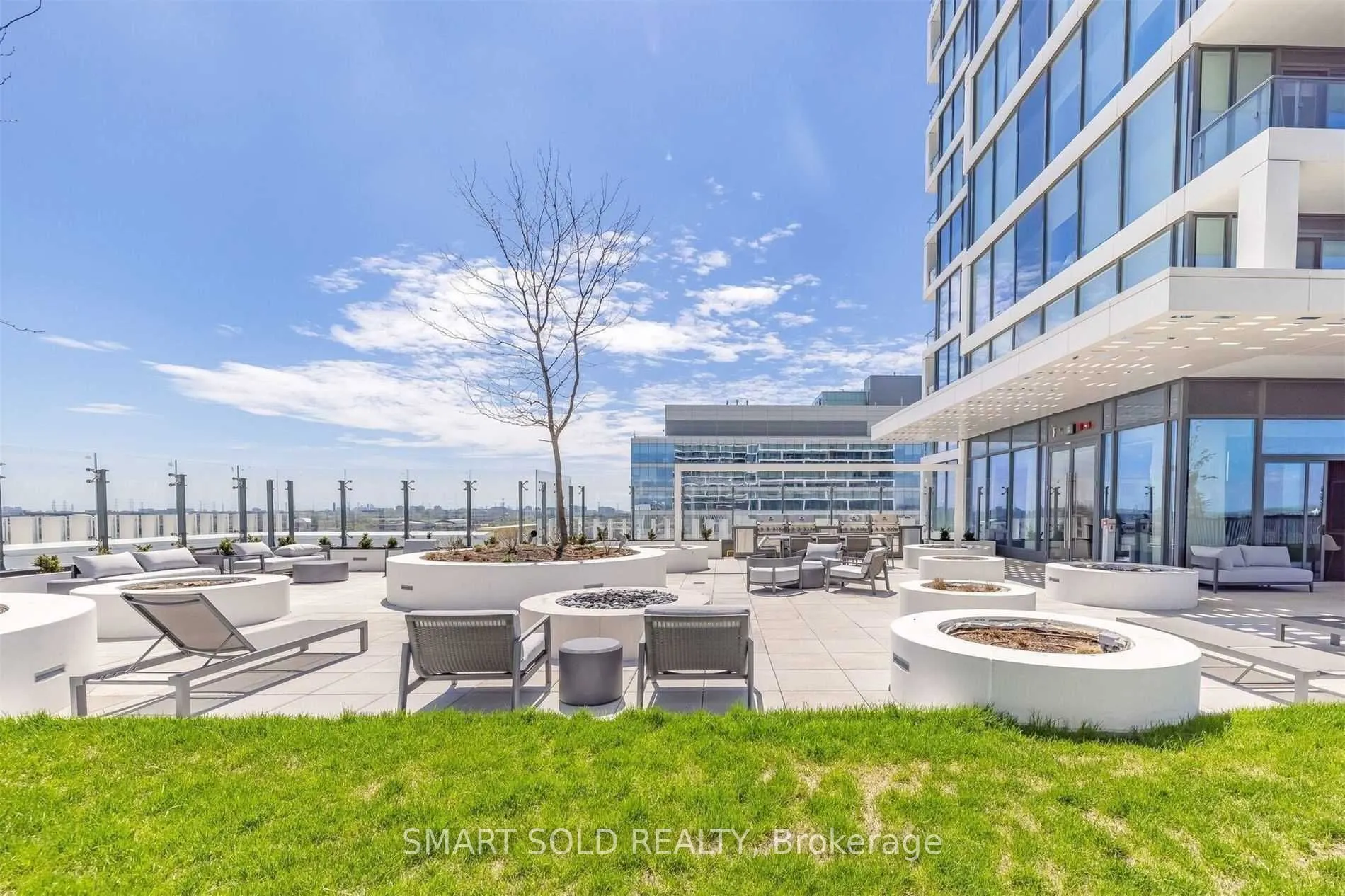 5 Buttermill Avenue #3707