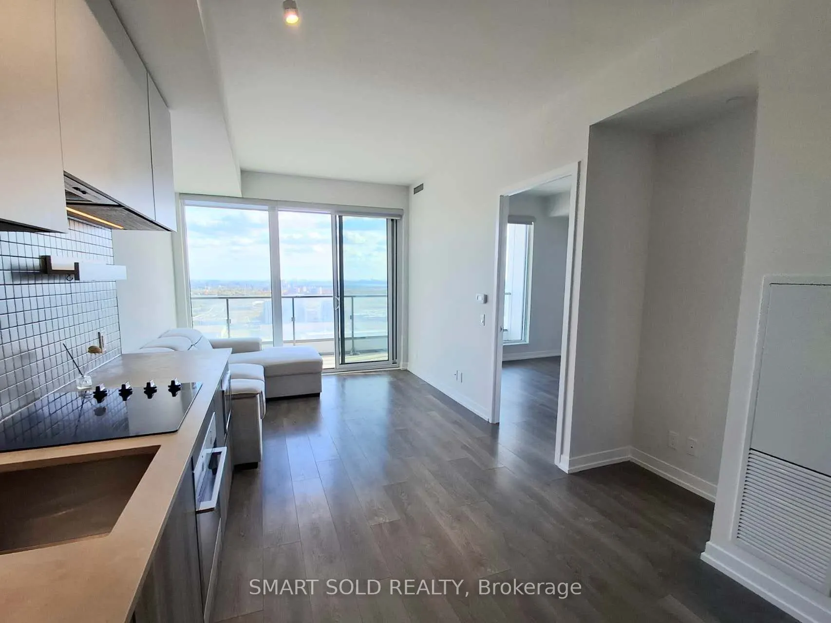 5 Buttermill Avenue #3707