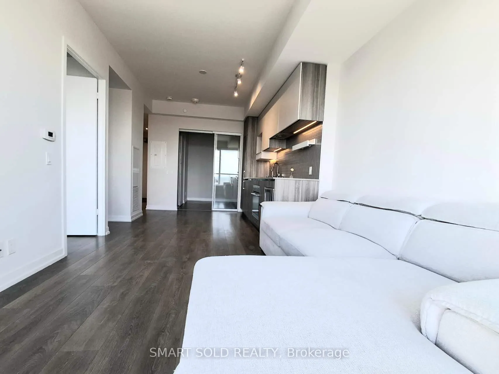 5 Buttermill Avenue #3707