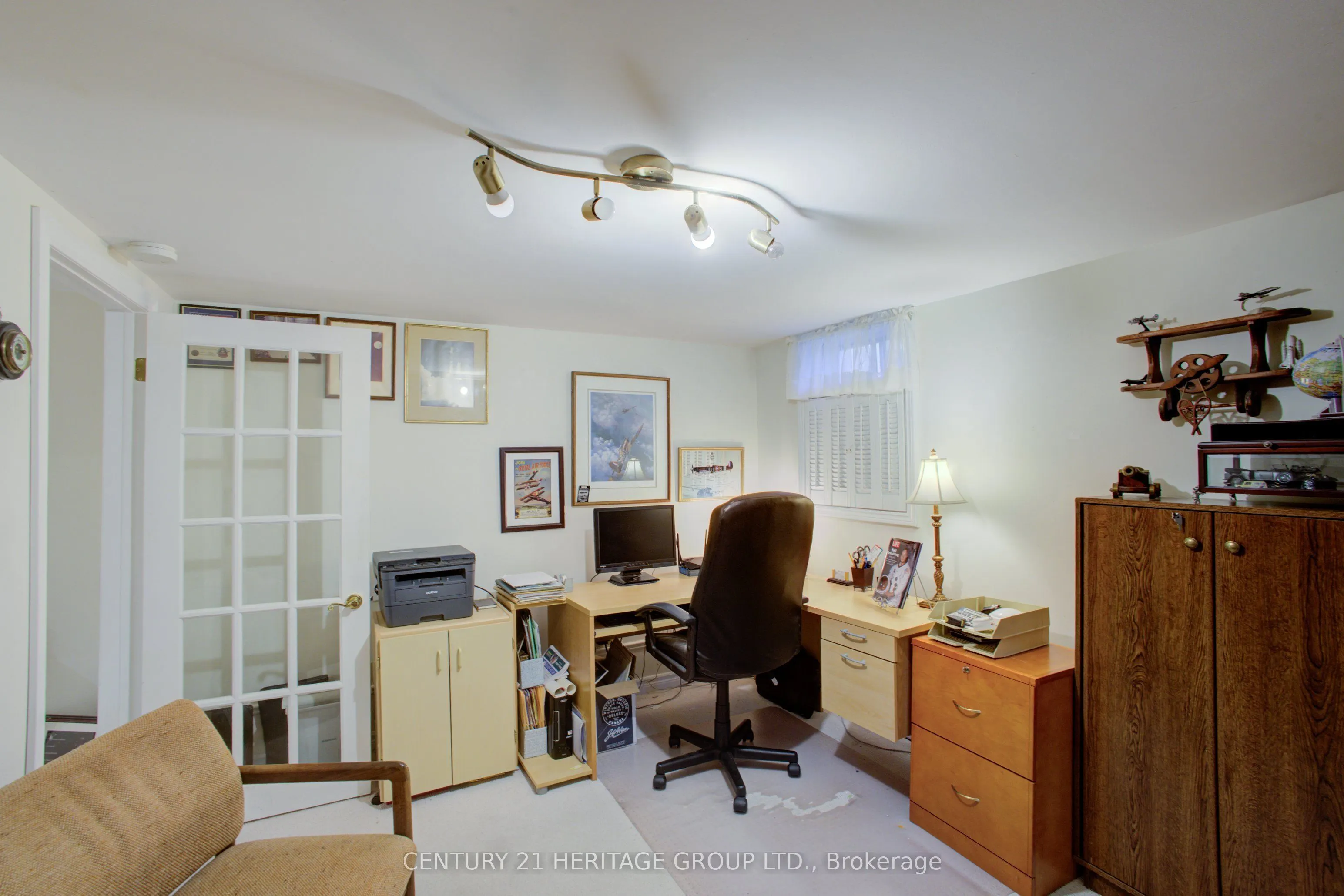 60 Tecumseth Pines Drive