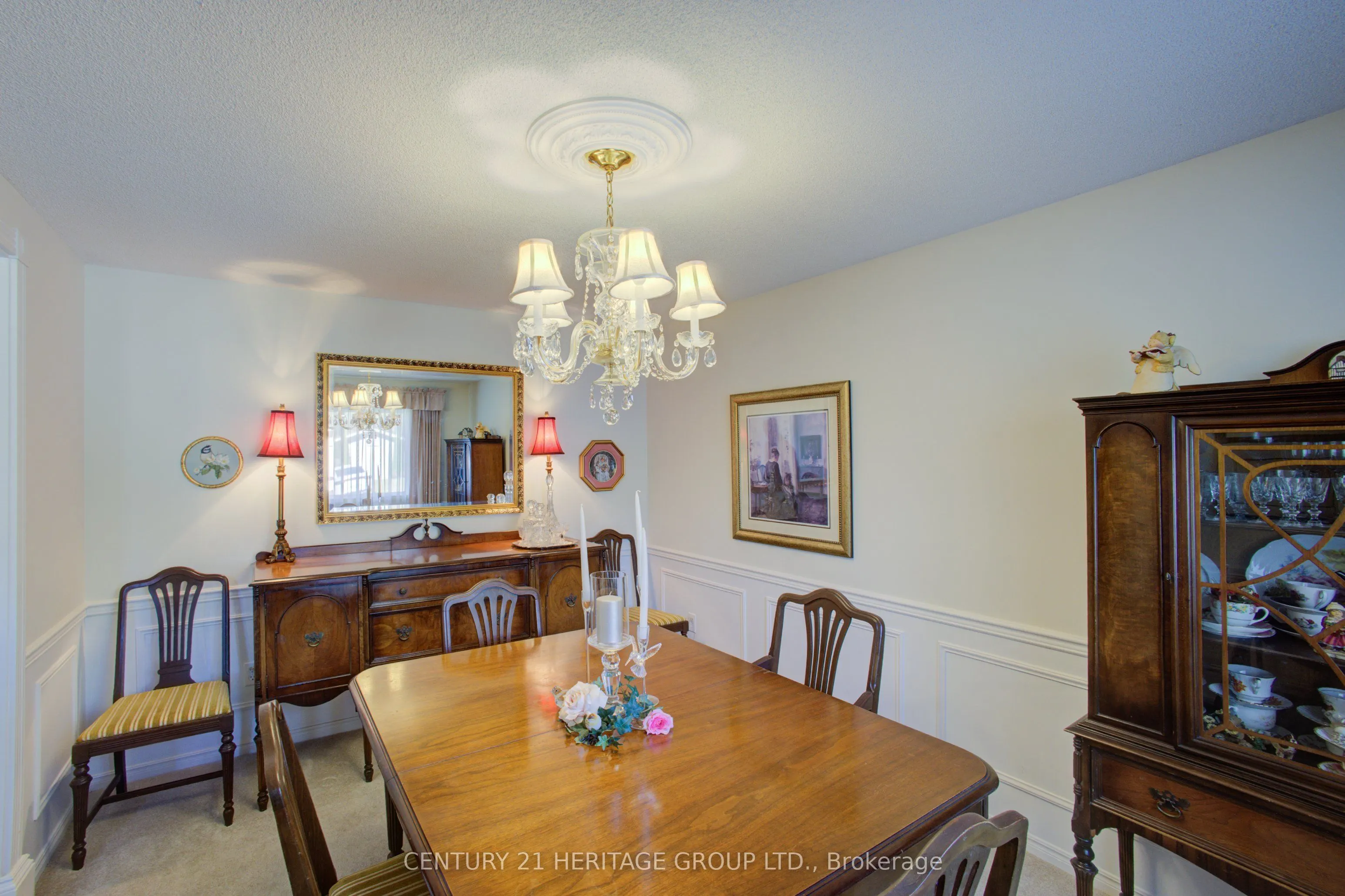 60 Tecumseth Pines Drive