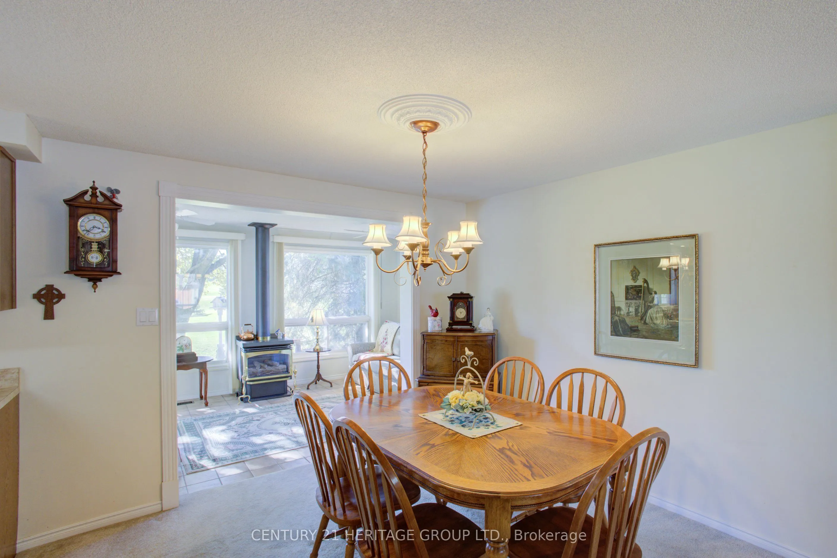 60 Tecumseth Pines Drive