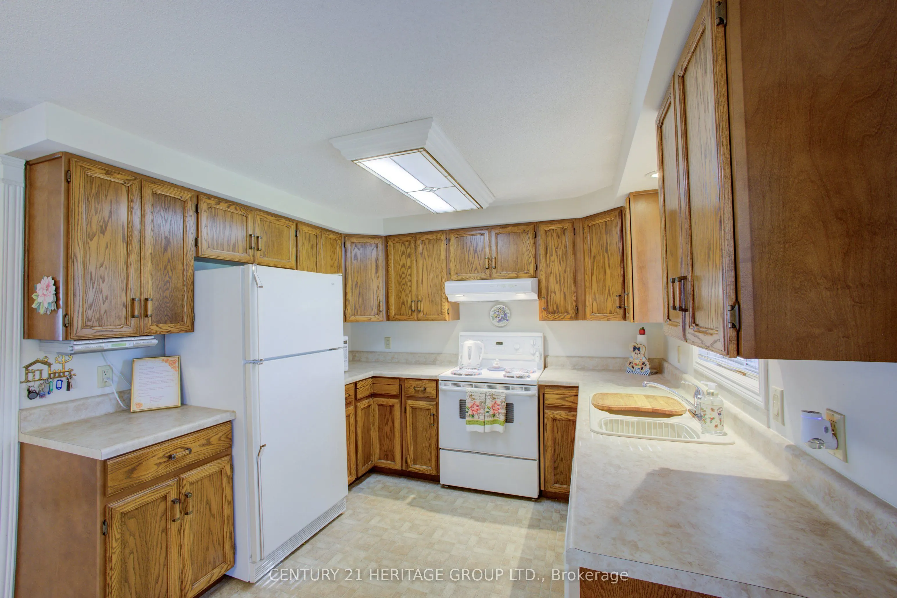 60 Tecumseth Pines Drive