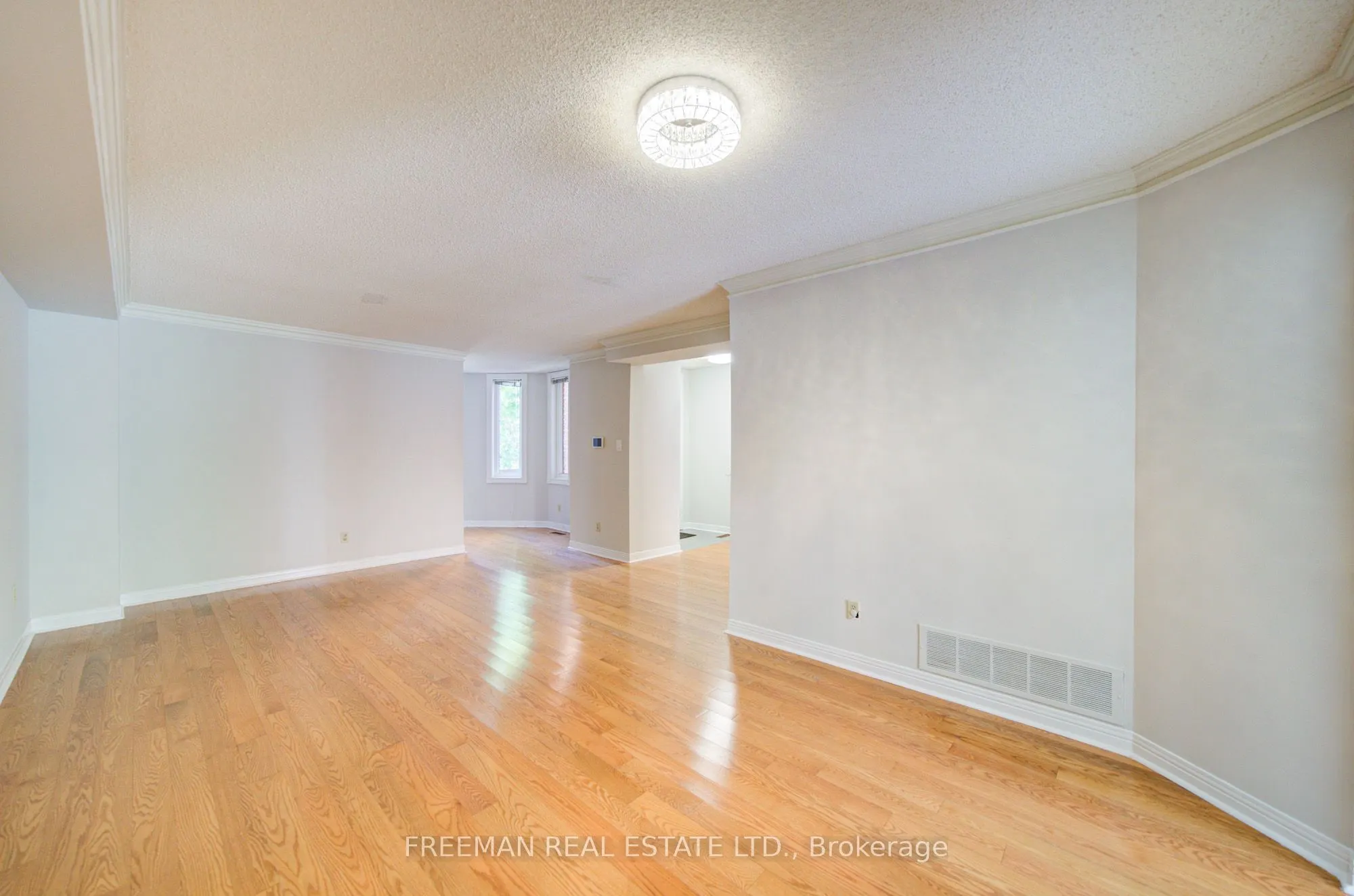 107 Brownstone Circle