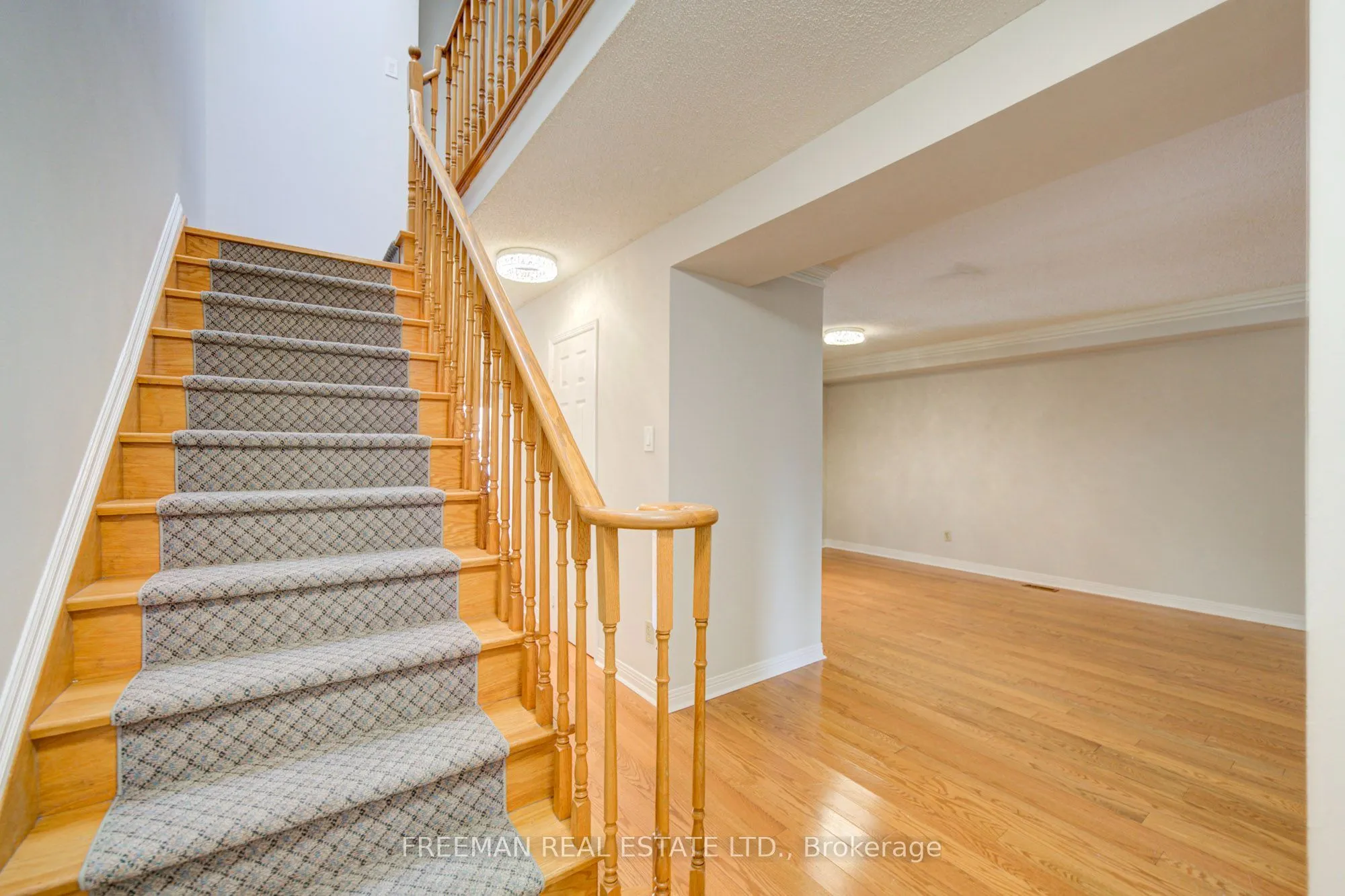 107 Brownstone Circle